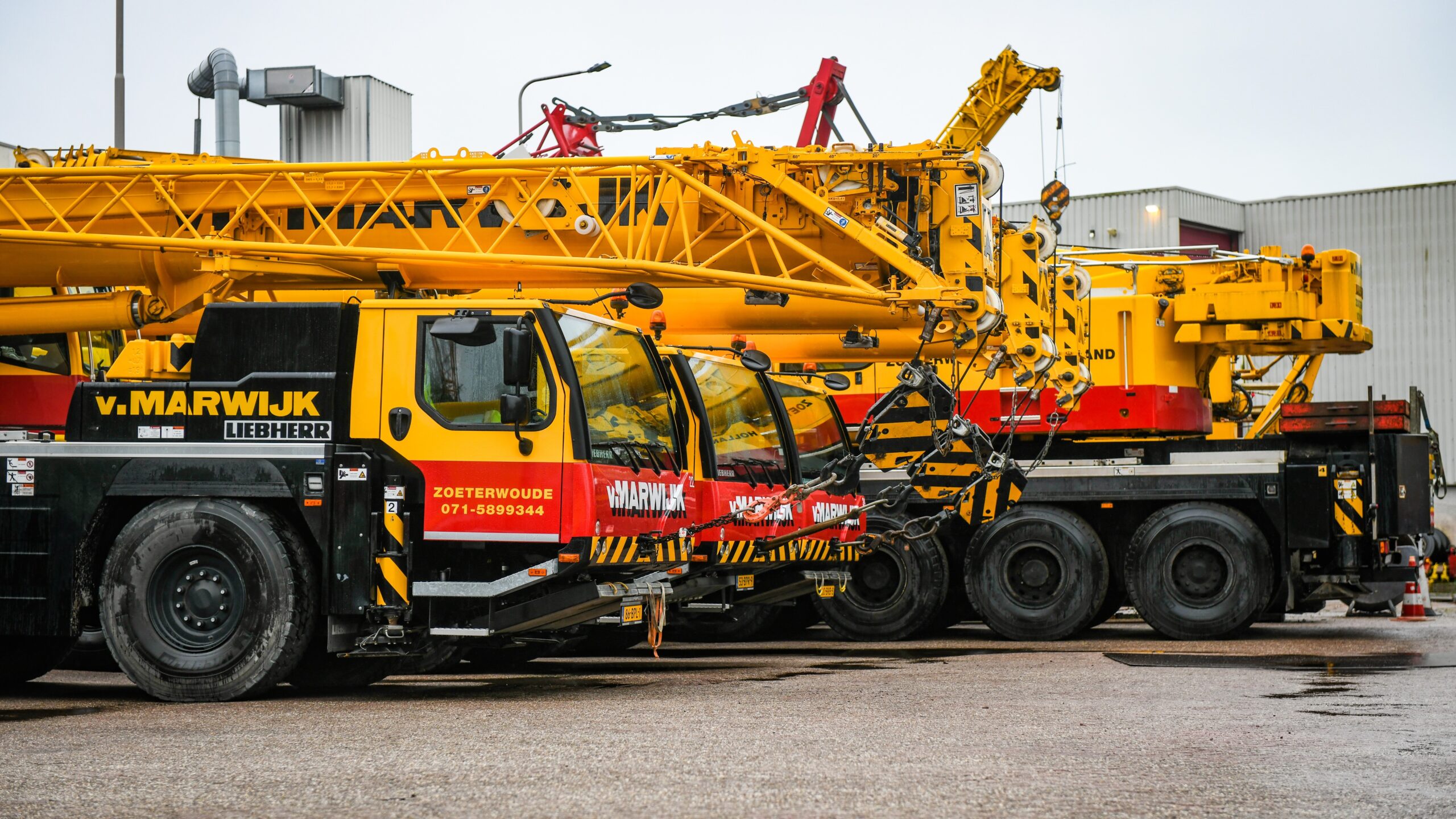 Van Marwijk Kraanverhuur werd in mei failliet verklaard. Foto ANP/Hollandse Hoogte/Josh Walet