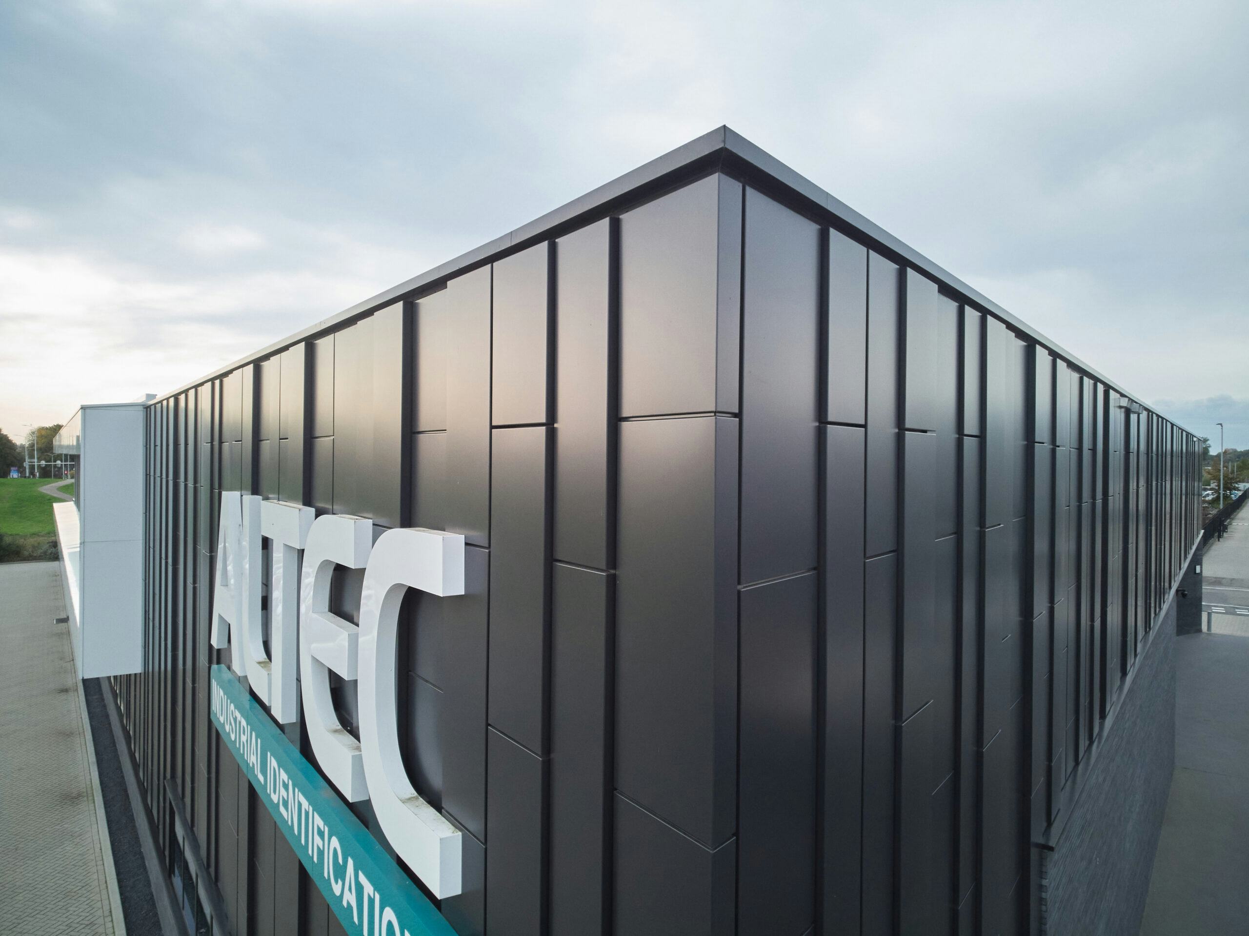 De gehele gevel bij één leverancier? Dat kan bij Kingspan