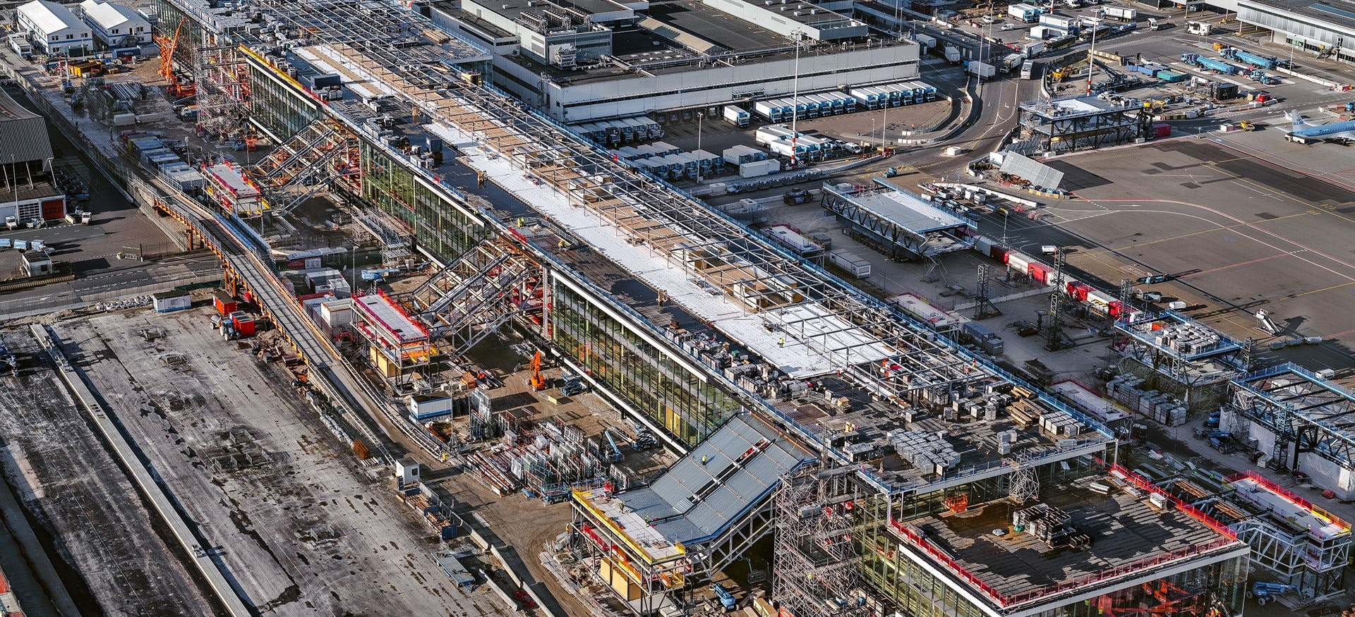 De A-pier op het moment dat hij eigenlijk opgeleverd zou moeten worden, in april 2020. Foto: Ballast-Nedam