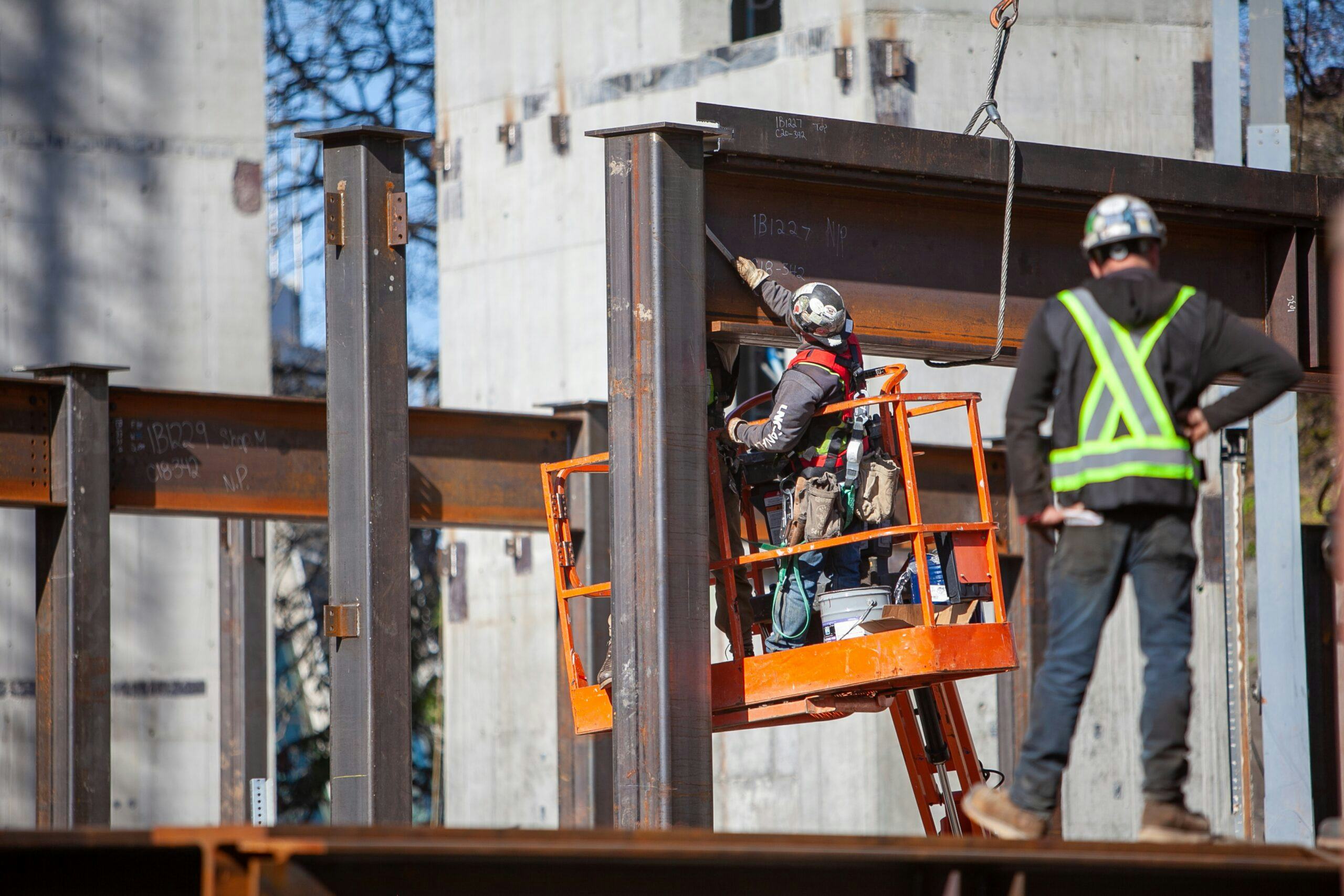 Nieuwe cao voor de bouw is rond: bonden akkoord met eindbod werkgevers