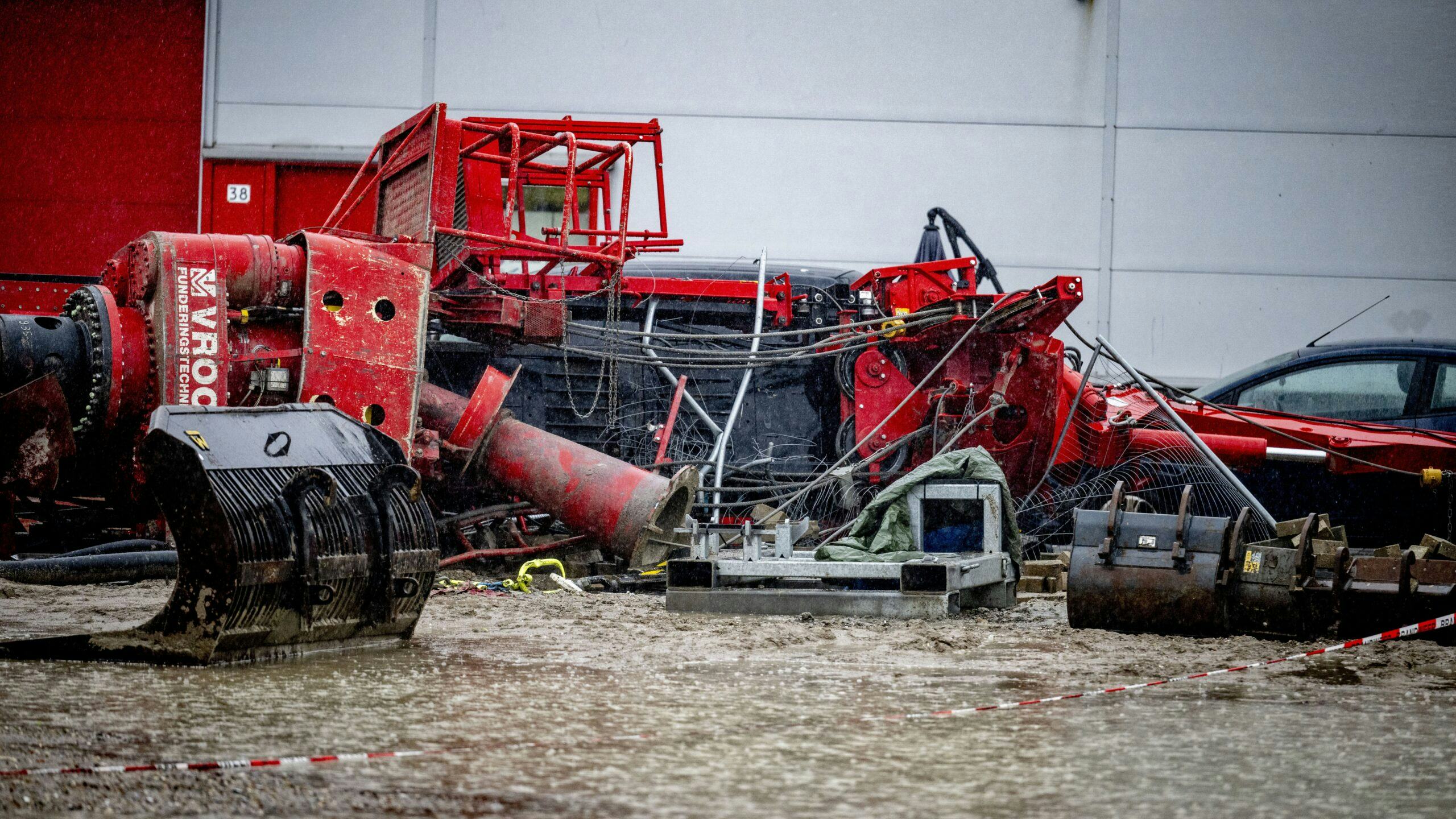 De omgevallen heistelling in Rotterdam. Foto ANP /HH /Robin Utrecht