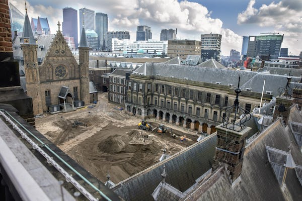 Kosten renovatie Binnenhof overschrijden miljard euro