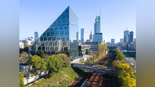 Chmielna 89, Warschau, Polen. Toegepaste systemen: MB-78EI, MB-86 SI, MB-DPA, MB-SR50N EFEKT, MB-SR50N OW. BREEAM-certificaat