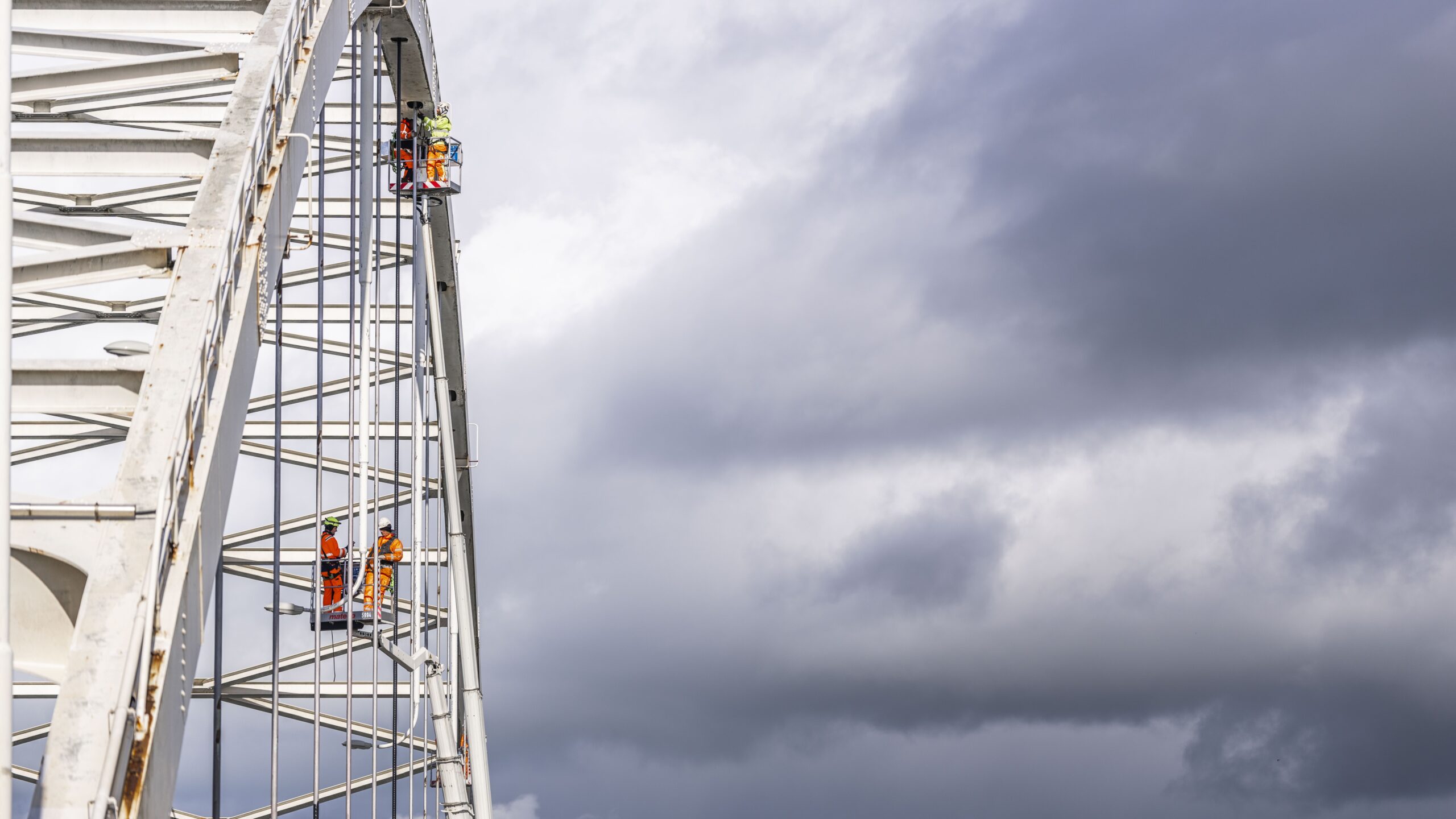 De Merwedebrug is onderdeel van de A27 Houten-Everdingen, het grootste project dat Rijkswaterstaat vorig jaar heeft gegund. Foto: Freek van den Bergh/ANP