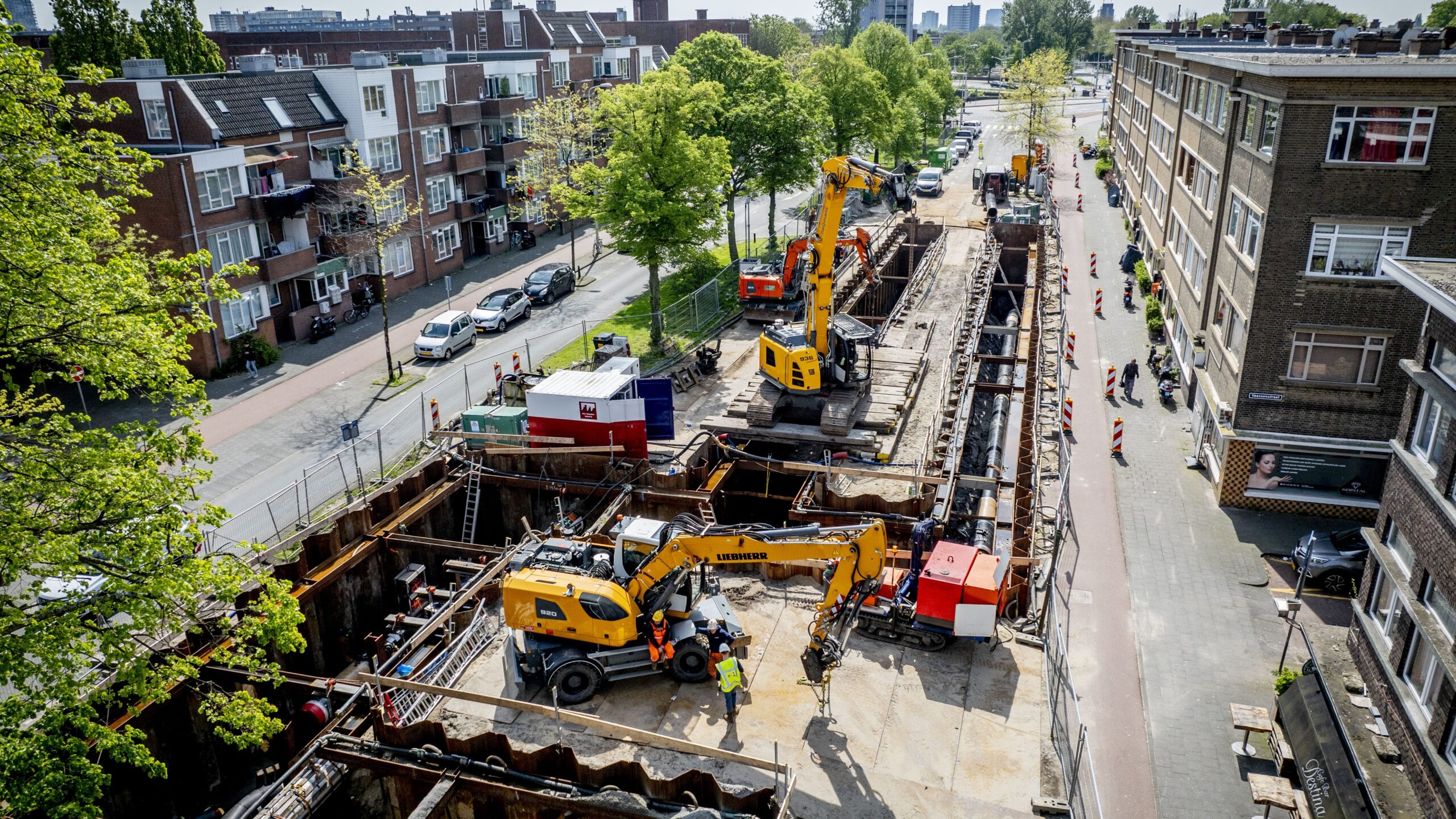 Aanleg van een warmtenet in een buurt in Den Haag. Foto: ANP / Robin Utrecht