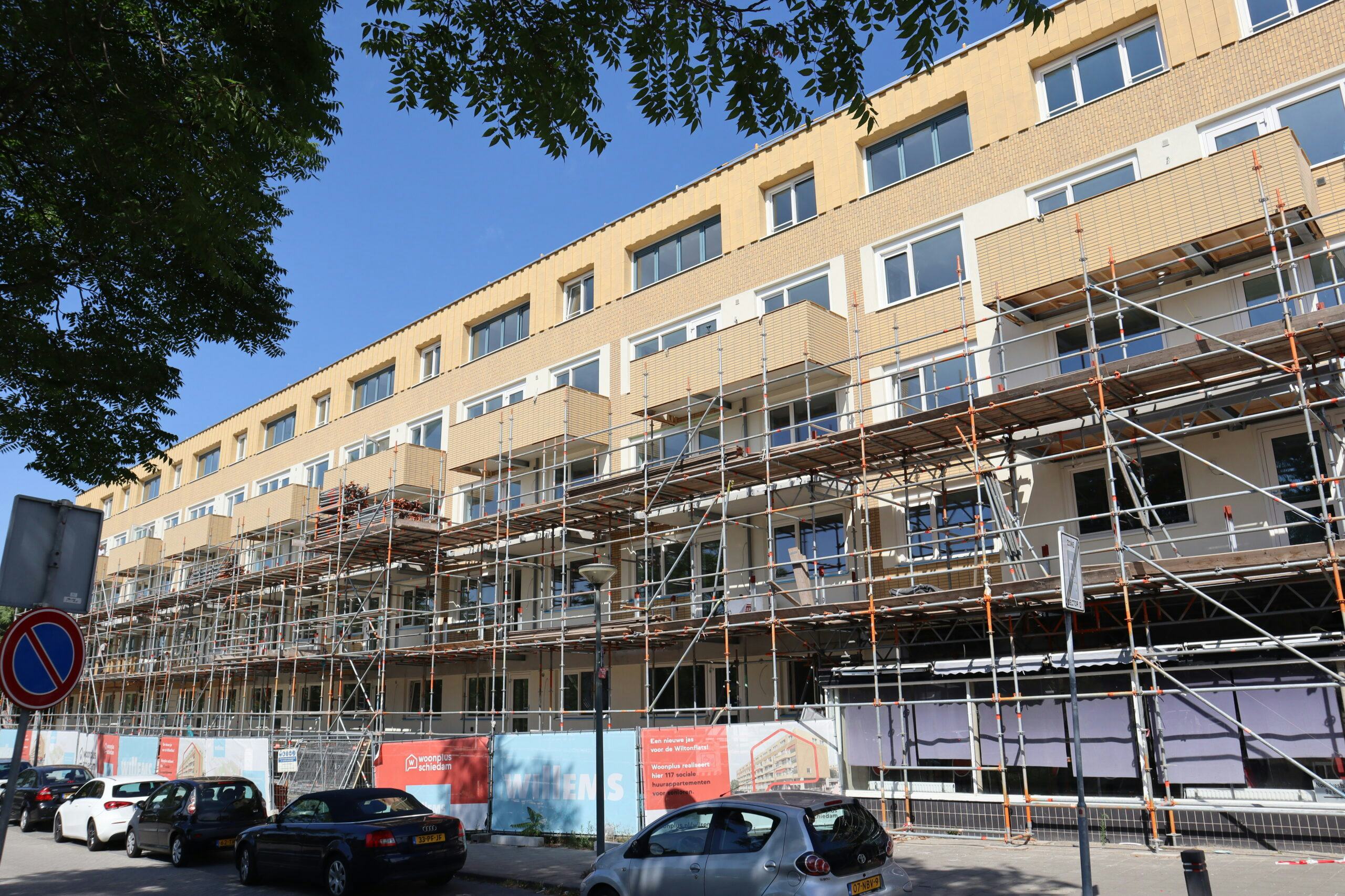 Willems Vastgoedonderhoud renoveert de hofjes van Wilton in Schiedam voor Woonplus Schiedam. Foto: Willems Vastgoedonderhoud