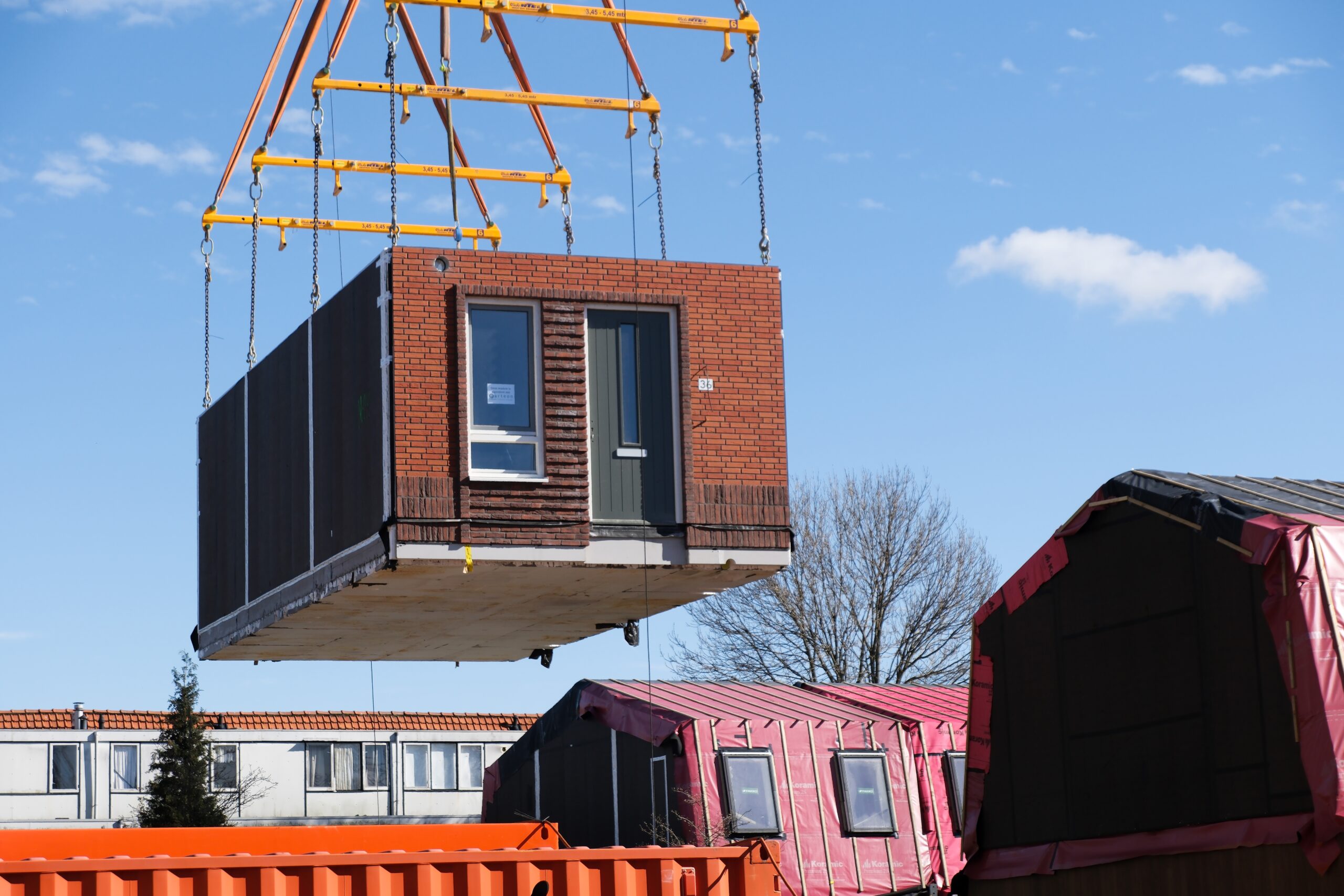 Woningcorporatie Parteon laat nieuwe woningen bouwen in de Rosmolenbuurt in Zaandam. Foto: ANP / Hollandse Hoogte / Kim van Dam