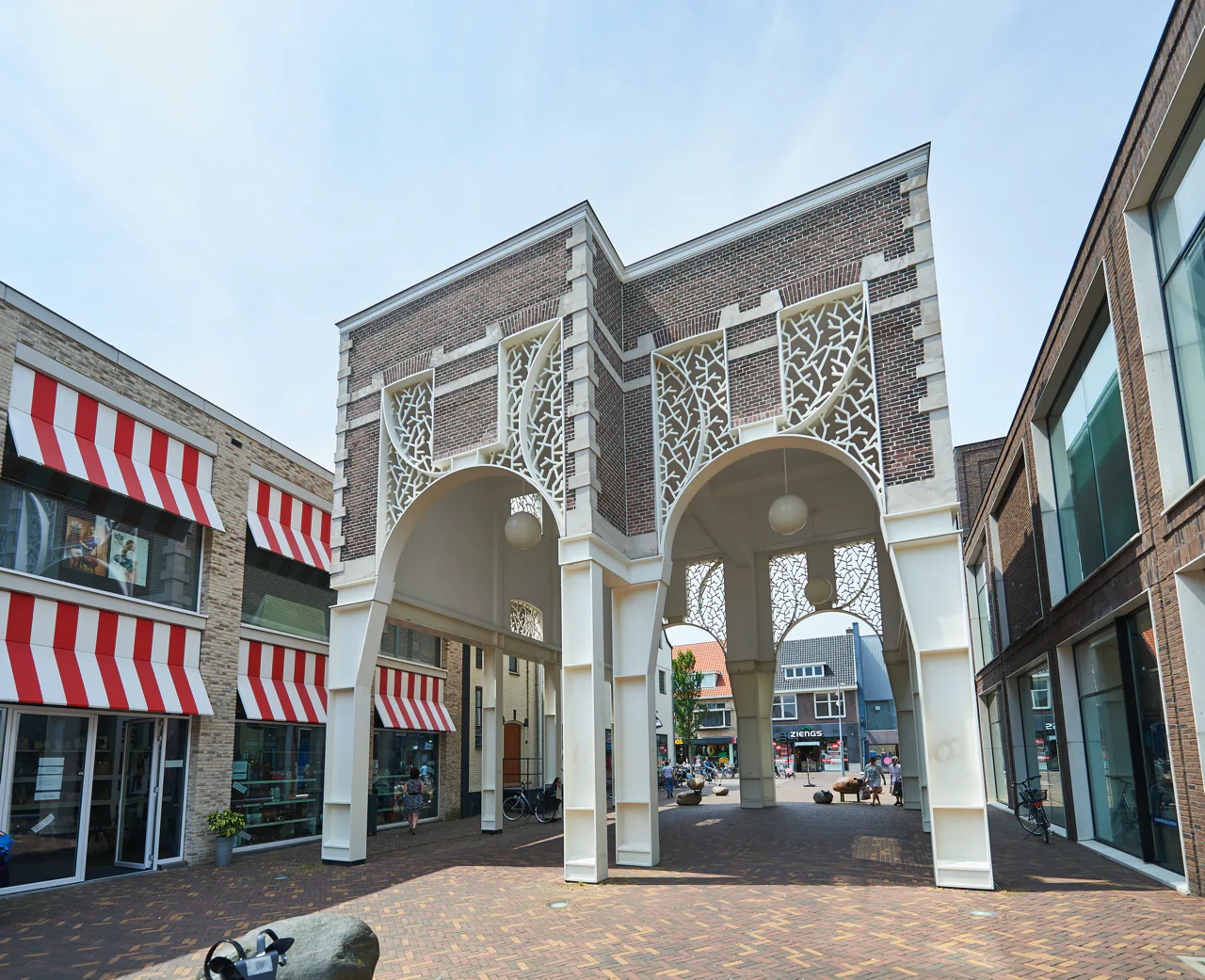 De Bernard van Kreelpoort in Veenendaal is gebouwd met circulair staal.