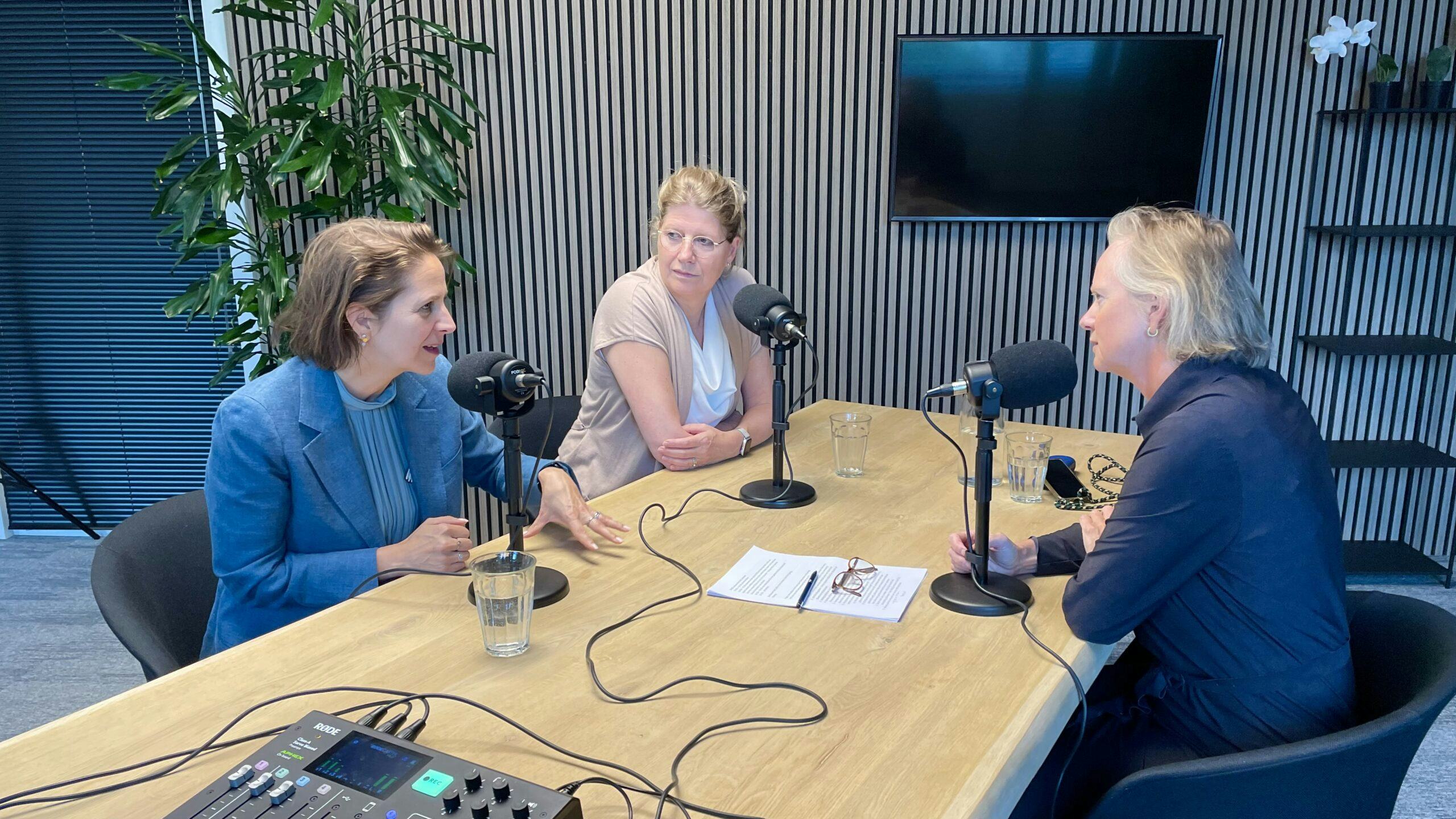 v.l.n.r.: Wencke Ester-Lorber, Simone Bel, Dorien Staal. Foto: Cobouw