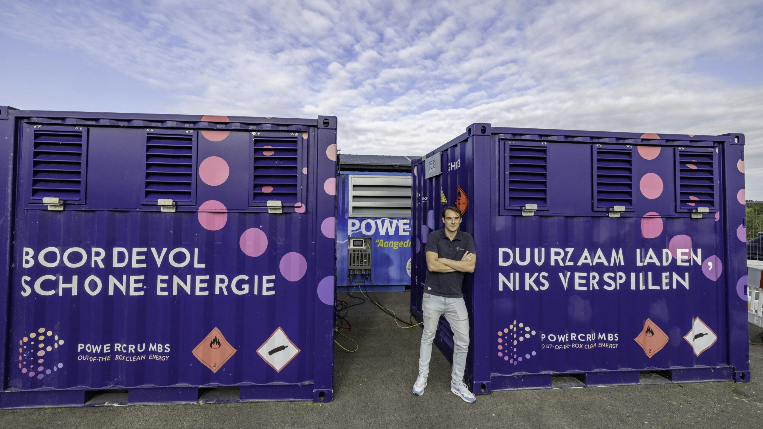 Jelmer Kalff bij de Powerbox, Plug en Play Biogas. Foto: Sjef Prins/APA Foto