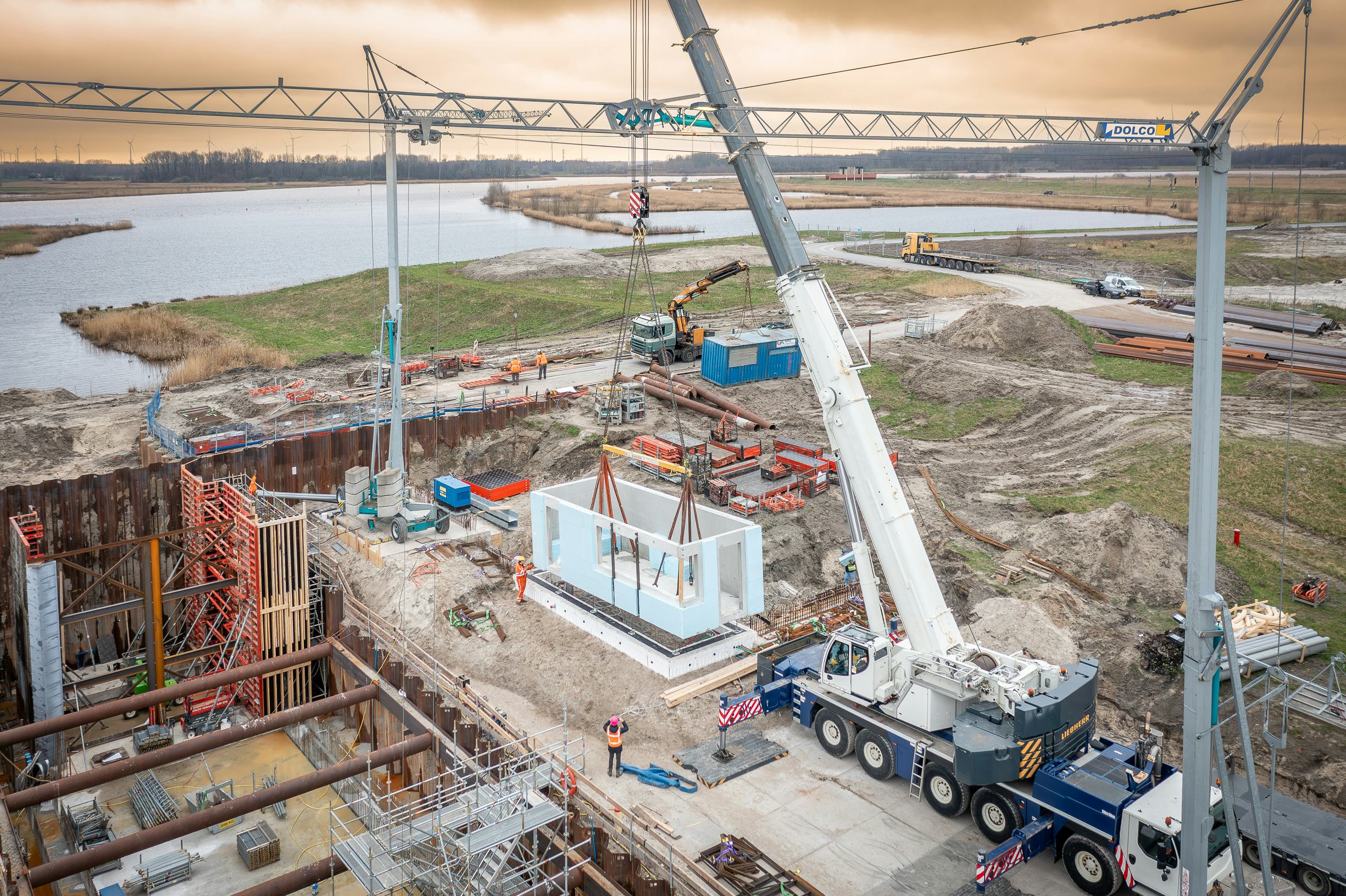 Strukton aan het roer in complexe waterbouw