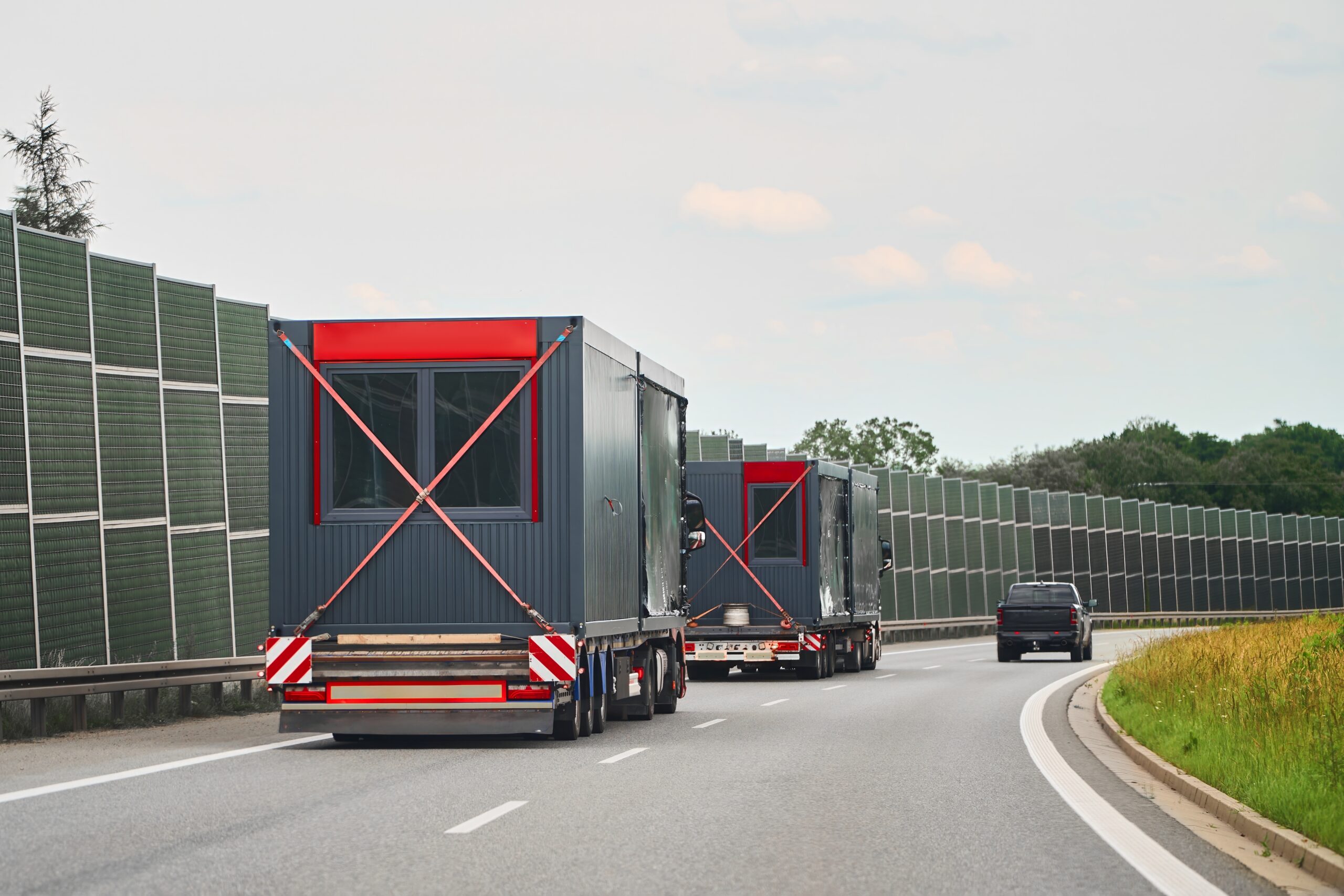 Modulaire woning op transport. Foto: Shutterstock/Alexgo.photography