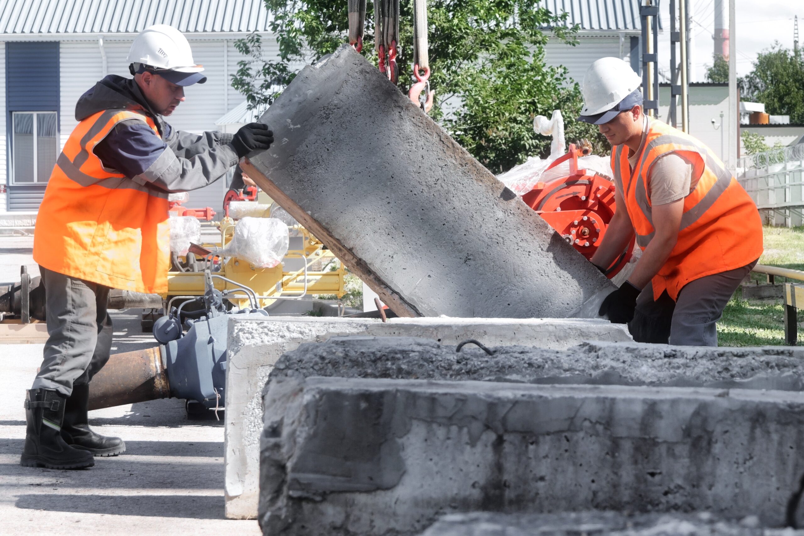 In de bouw is er geen discussie over wat zwaar werk is. Foto: PakulinSergei / Shutterstock