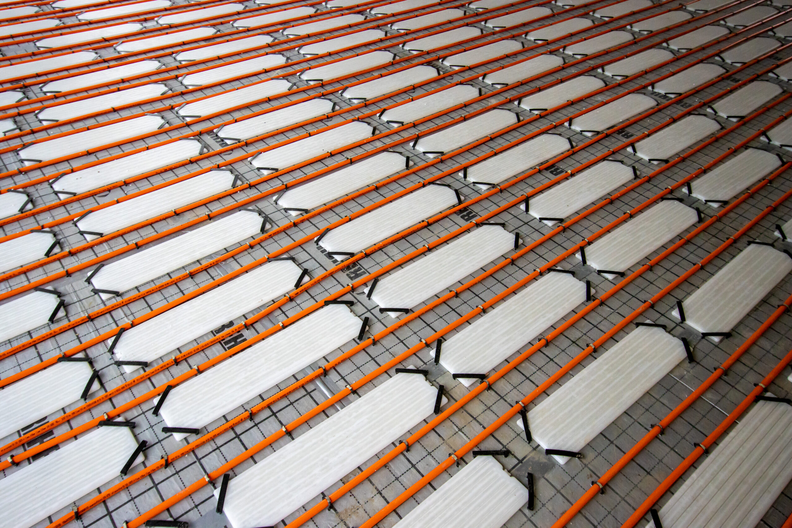 Energiebesparing van 50 procent mogelijk met PCM-vloeren