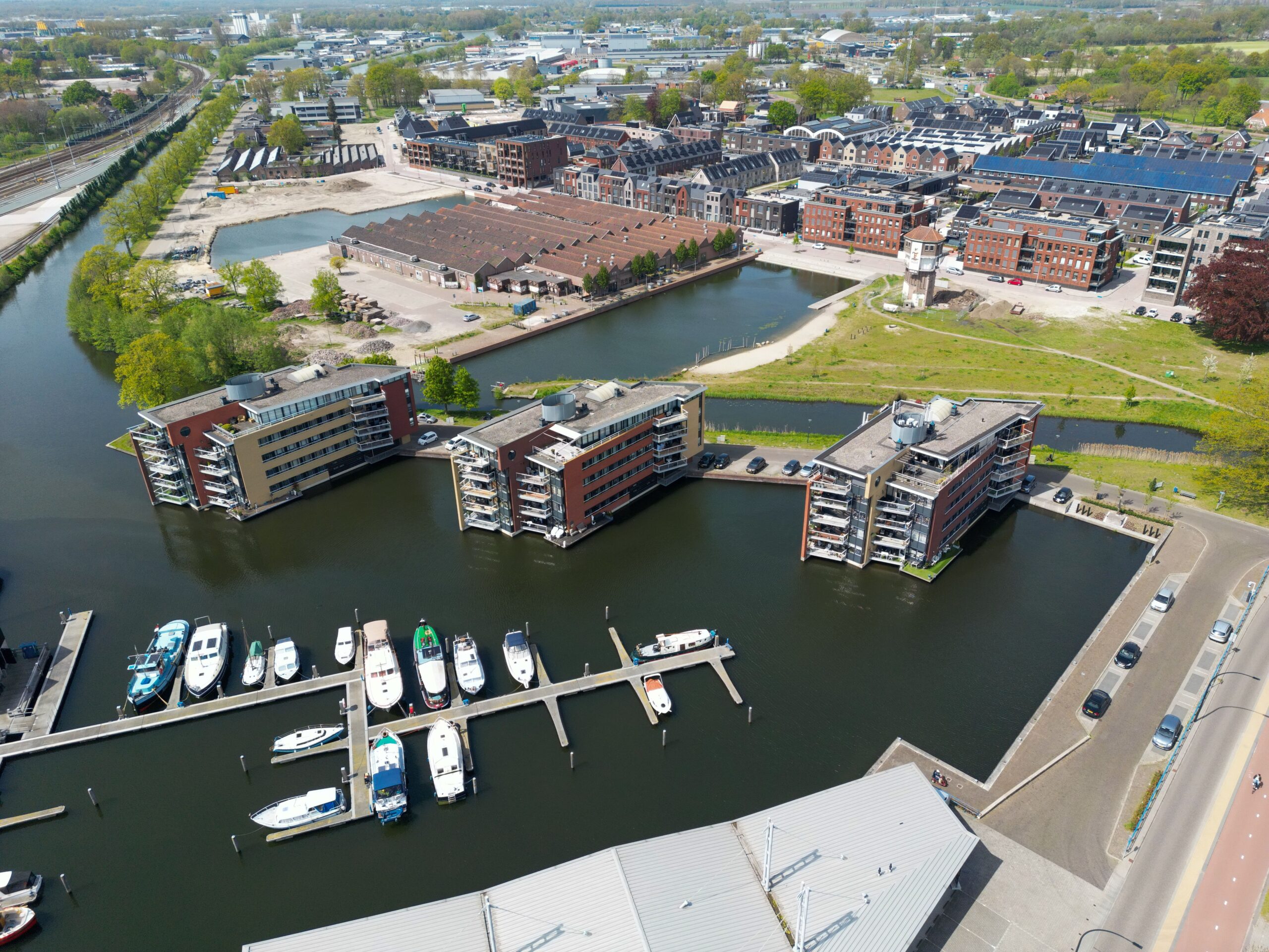 Woningen in Almelo. Corporaties vrezen dat nieuwbouwen lastiger wordt, als een wetswijziging doorgaat. Foto: Shutterstock