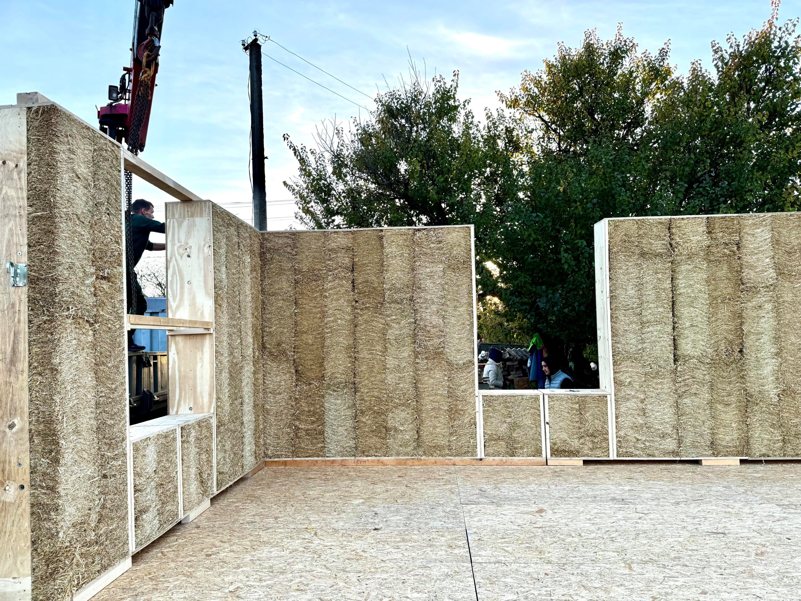 Strobouw in Oekraïne. Foto: Rawblox