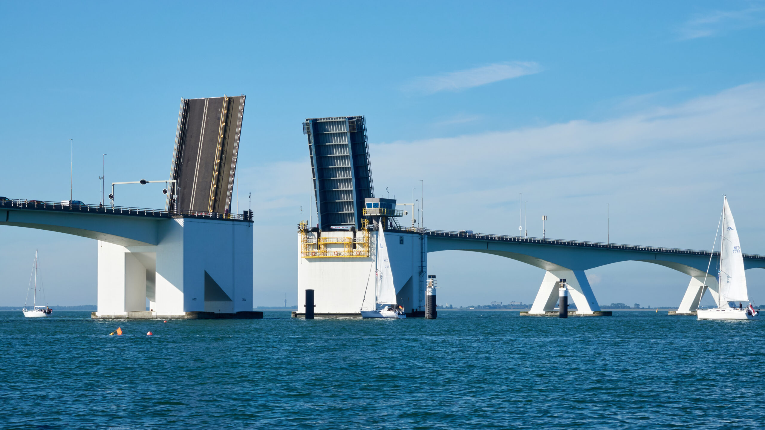 De aanbesteding van de renovatie van de Zeelandbrug mislukte: er kwamen nul inschrijvingen. Foto: Shutterstock
