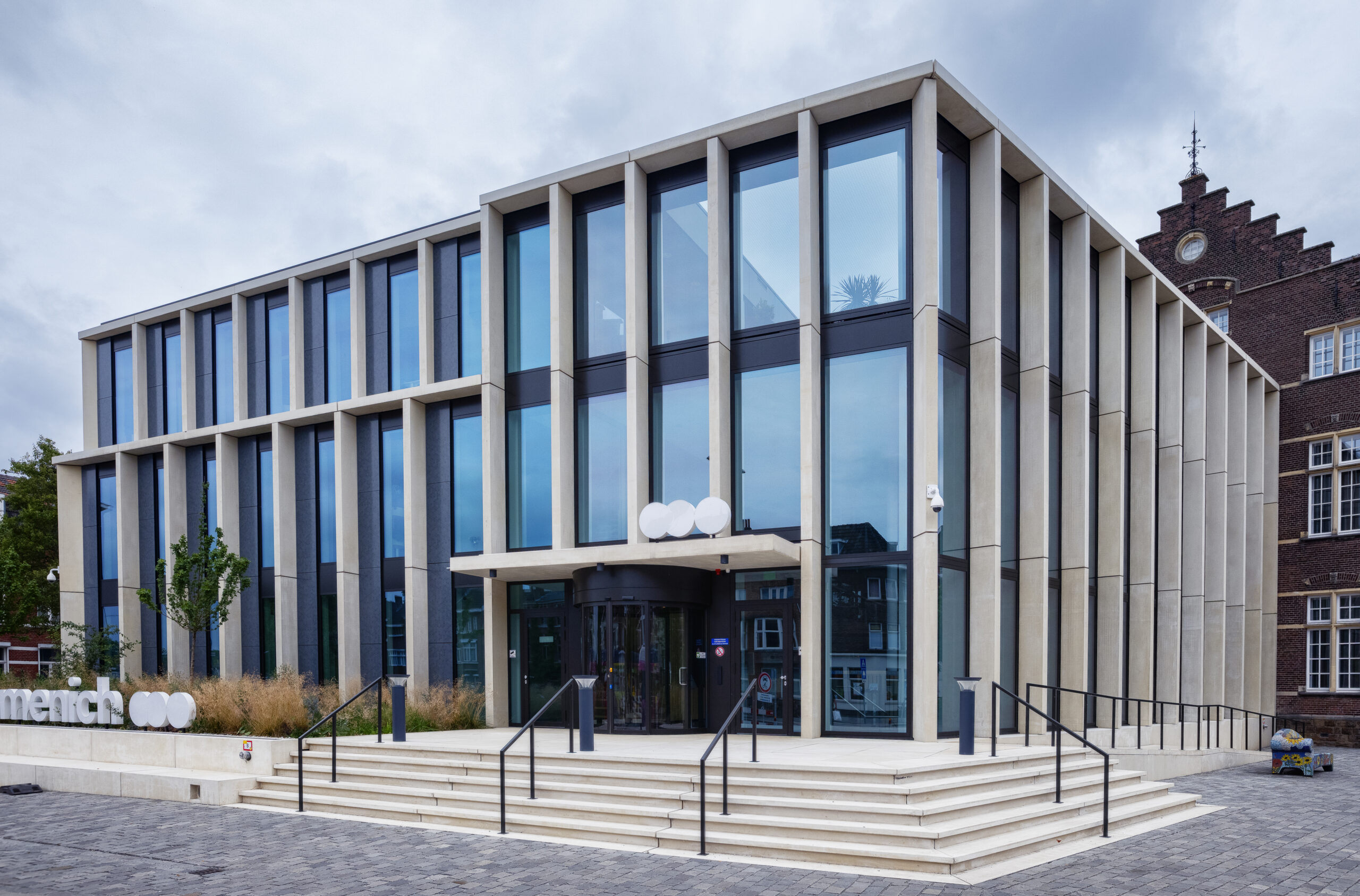 Hoofdkantoor DSM. Foto: Guido Benschop