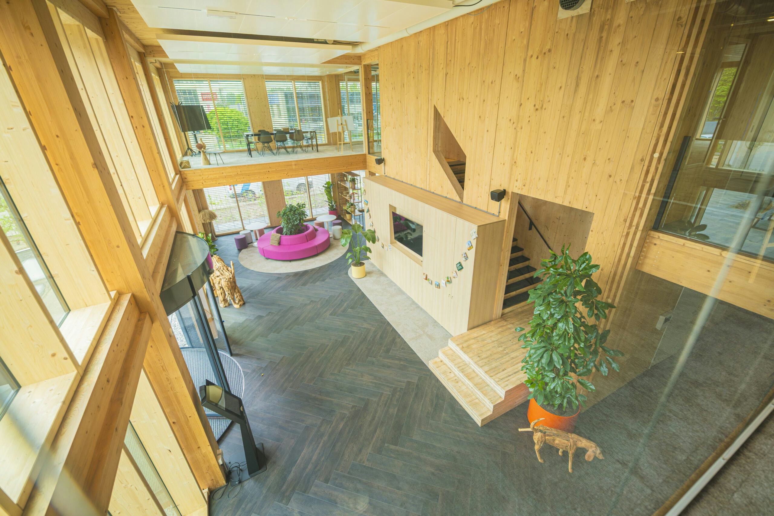 Toekomstgerichte houtenkantoorgebouwen