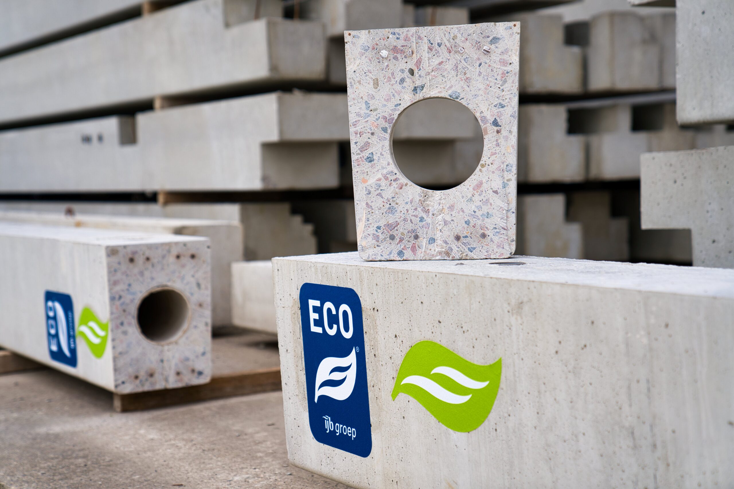 Engelsman: 'Onze ECO-funderingsbalk kan makkelijk worden toegepast in seriematige woningbouwprojecten.'