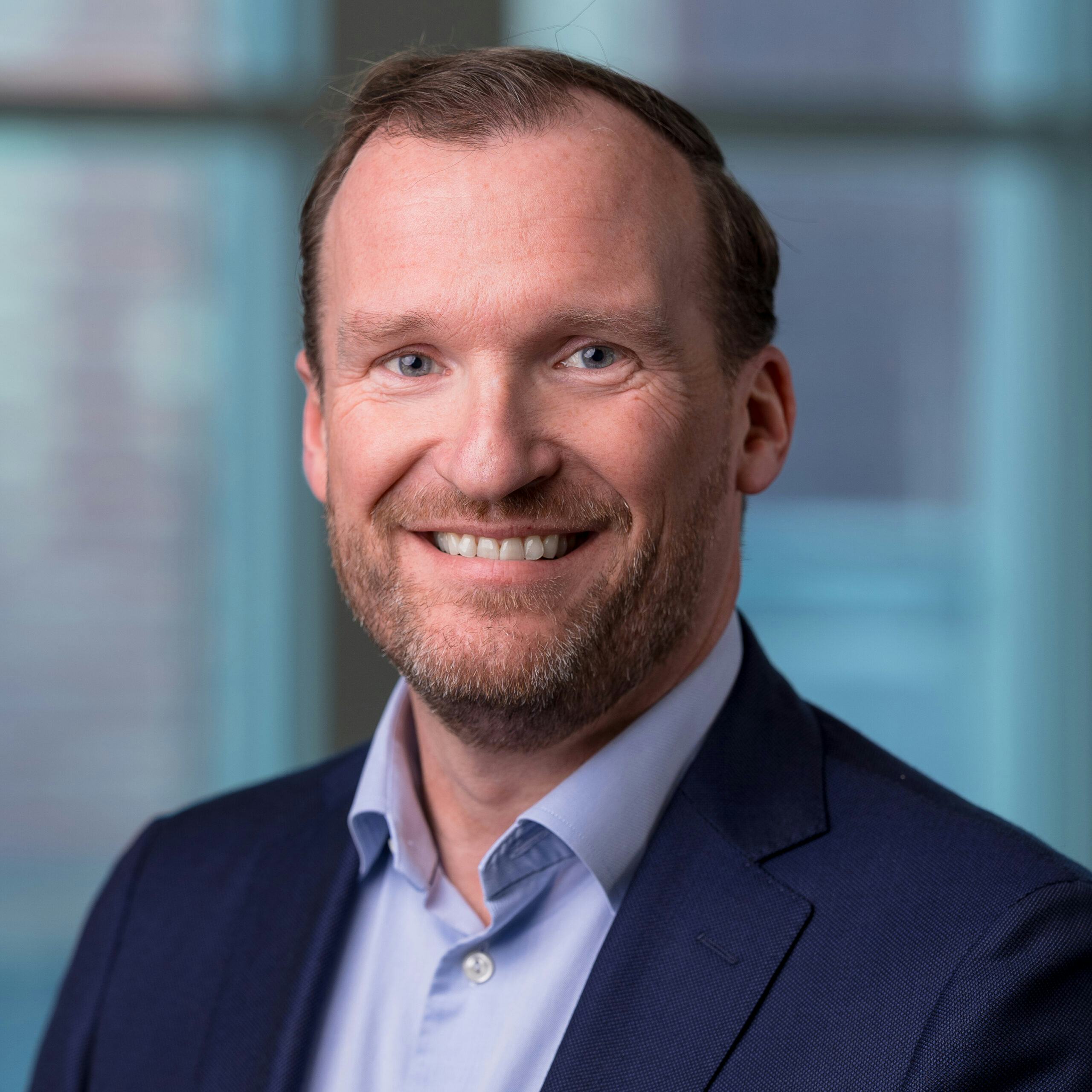 Pieter Dijkstra, managing director Public & Business Services & Construction bij Aon.