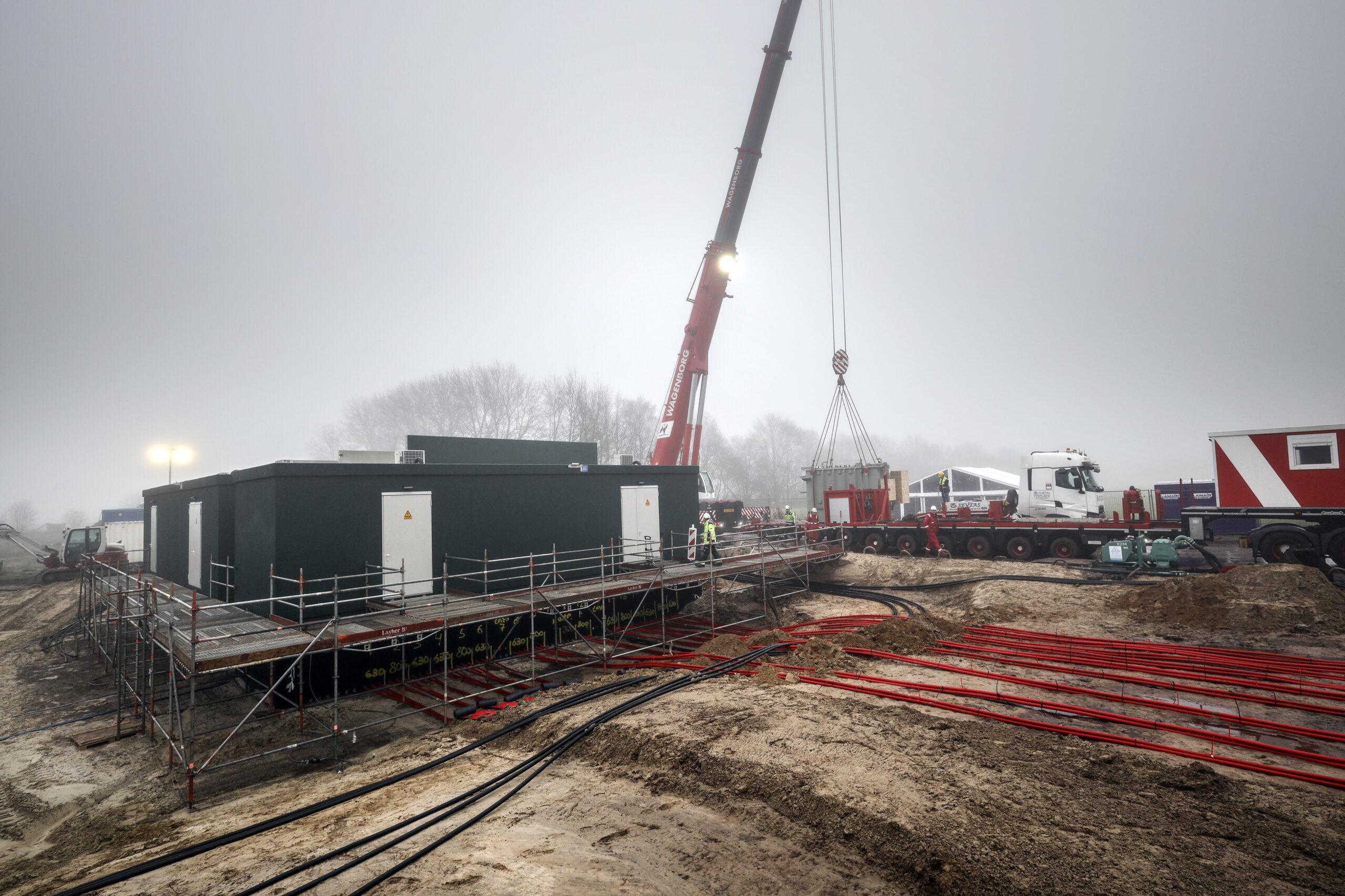In Nieuwe Pekela stond begin dit jaar binnen vijf maanden een volledig functionerend transportverdeelstation. Foto: Diederik van Herwijnen