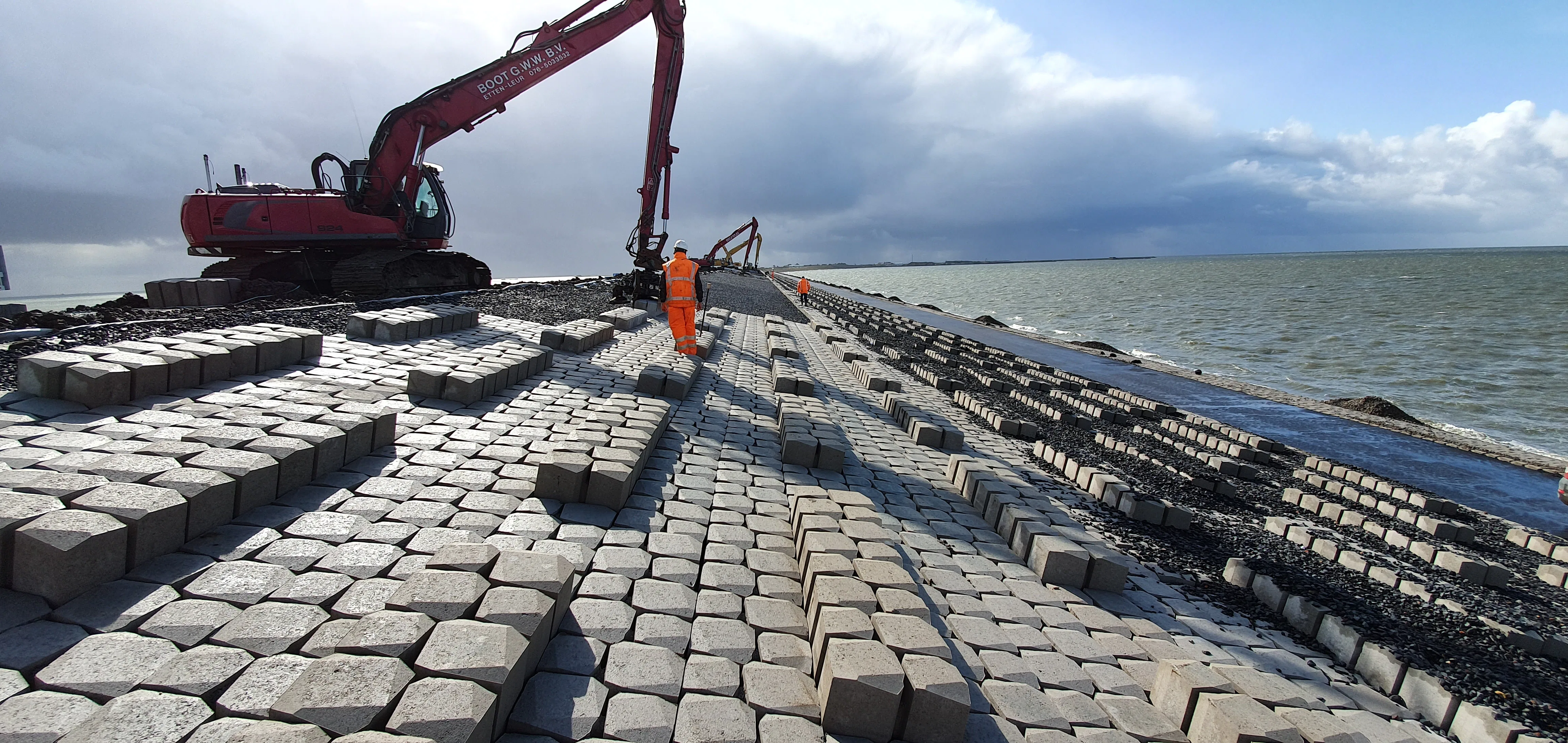 Werkzaamheden aan de Afsluitdijk
Foto: Holcim
