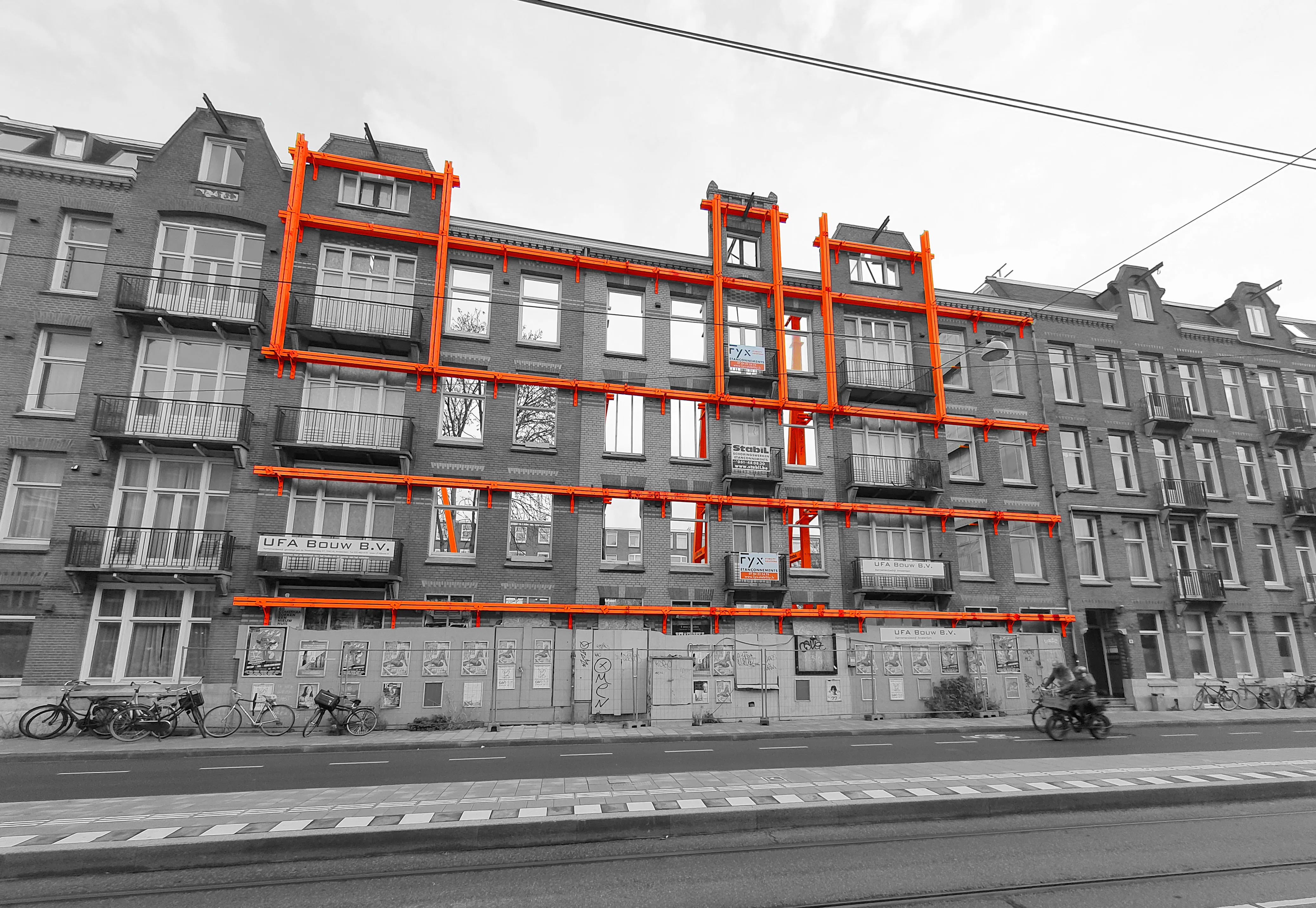 De buitenzijde van de werf in Amsterdam.