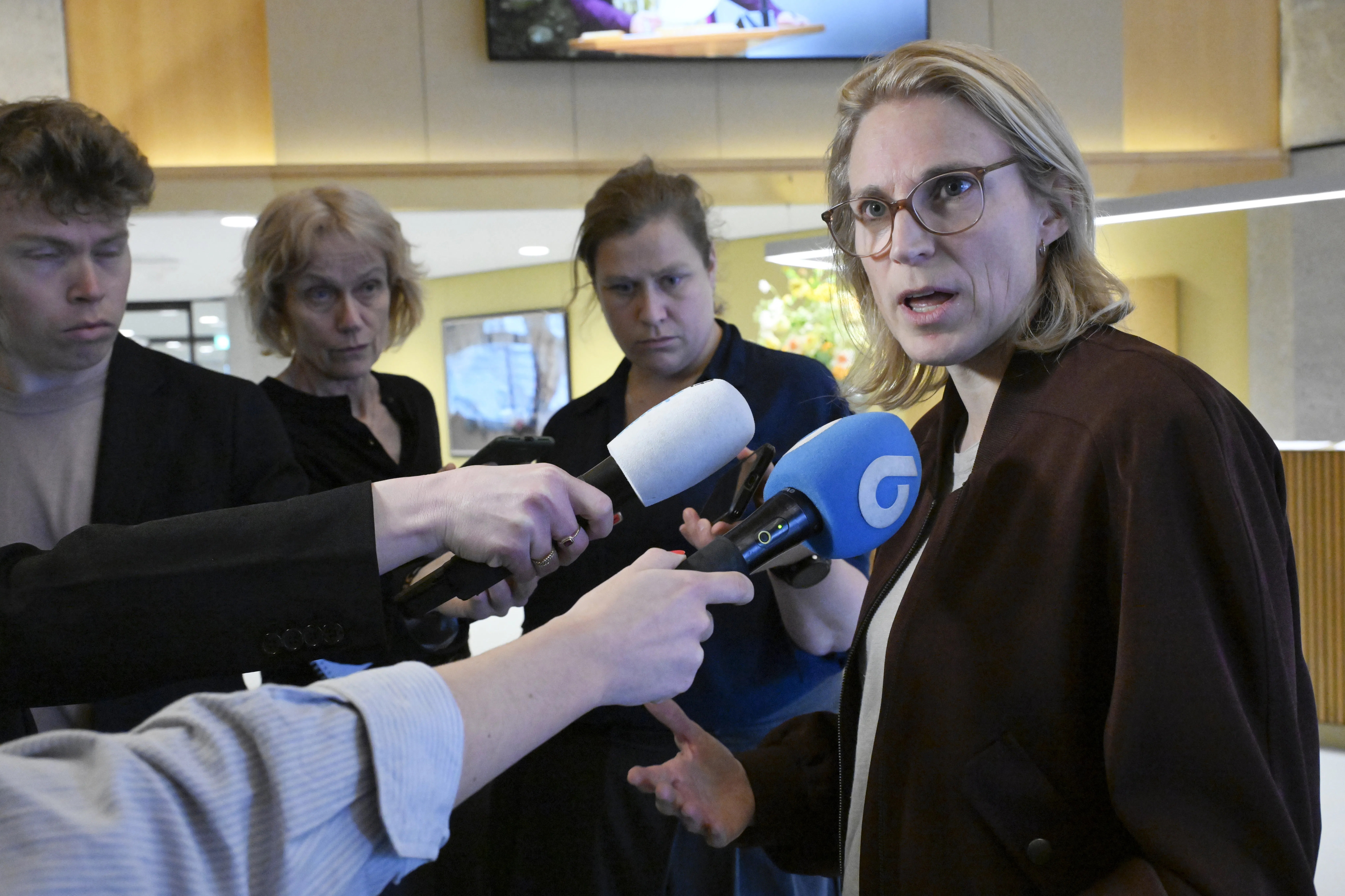 Minister van Volkshuisvesting en Ruimtelijke Ordening Elanor Boekholt-O'Sullivan tijdens een debat in de Tweede Kamer. Foto
PETER HILZ / ANP