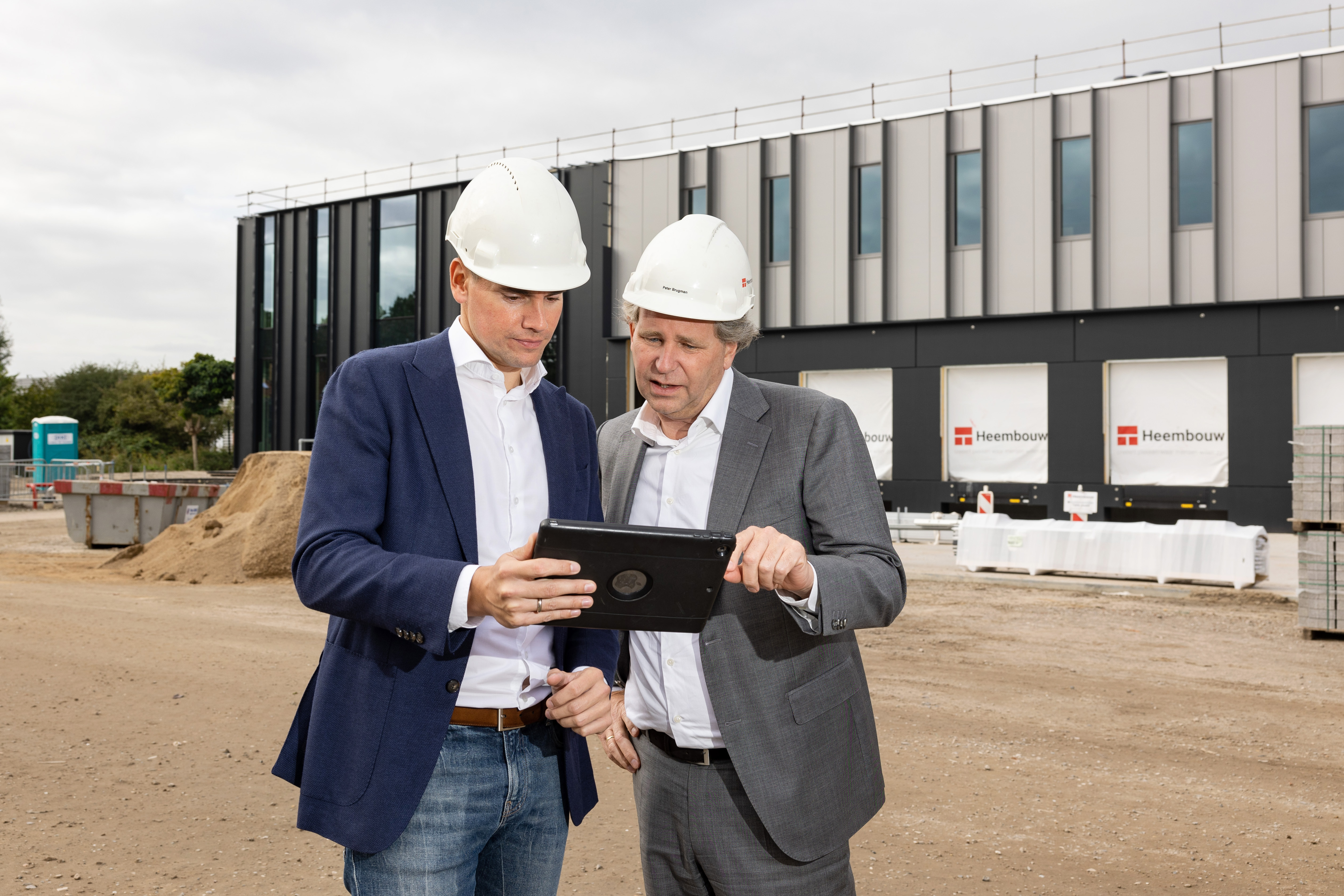 Pieter Beuker van Pro4all (links).