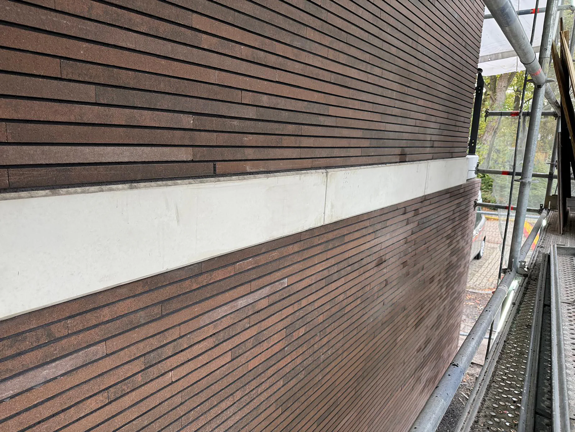 Van Huis: 'Door de korte lijnen binnen onze organisatie kunnen we razendsnel schakelen; ook bij spoedopdrachten.'