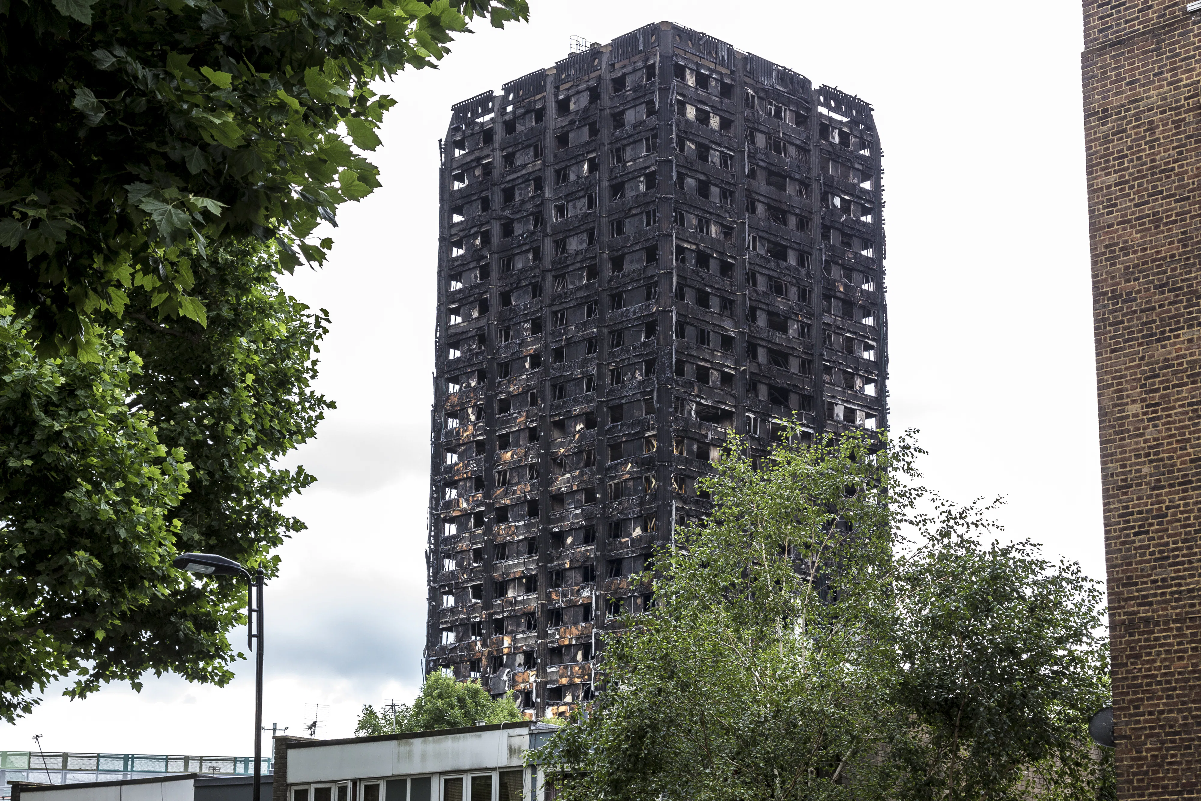 De Nederlandse bouwpraktijk komt overeen met die in het Verenigd Koninkrijk, waardoor een brand als Grenfell ook in Nederland kan gebeuren. Foto: Dom Zara/Shutterstock 