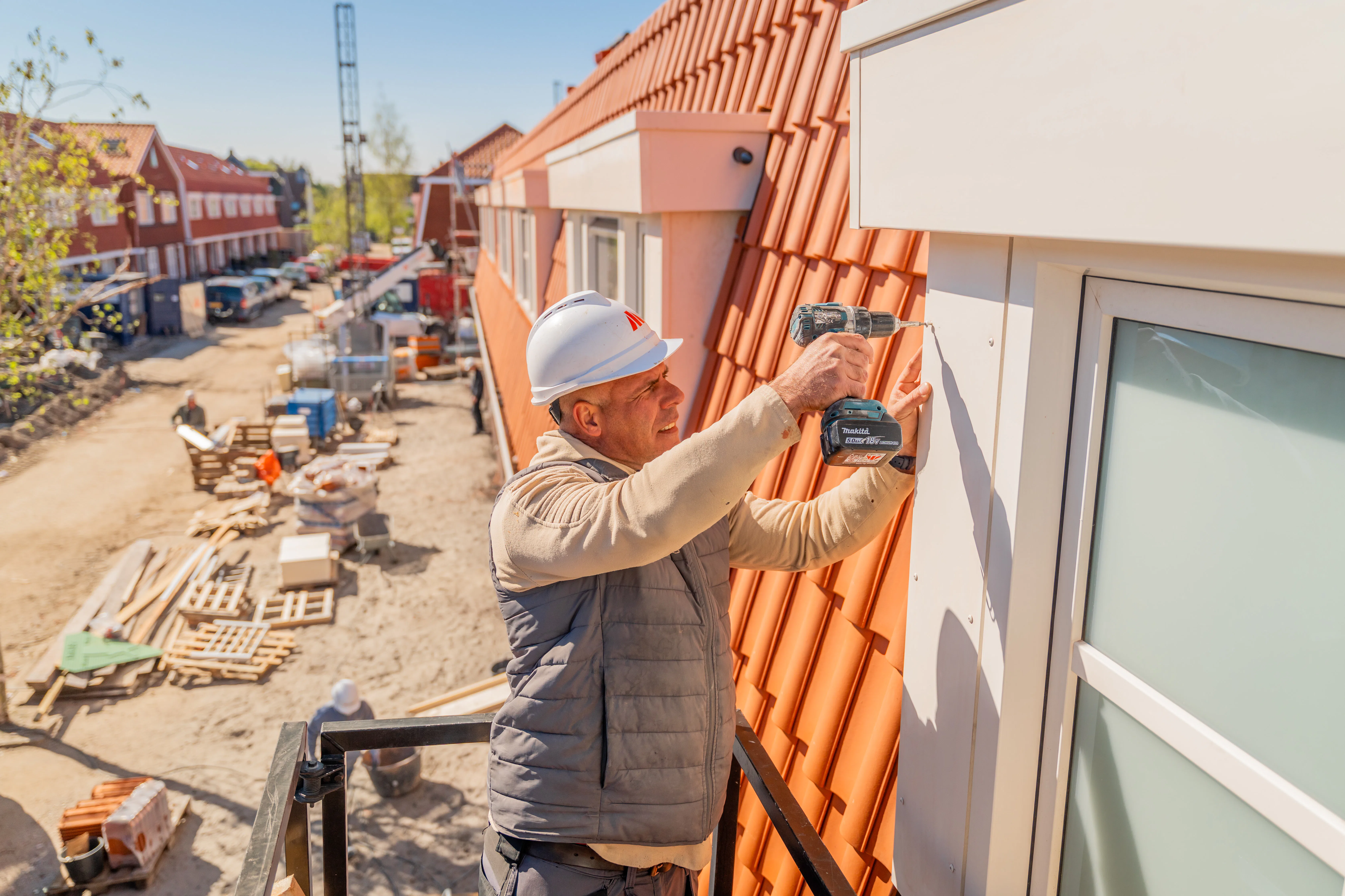 Polytech kunststof dakranden zijn eenvoudig te monteren: je hoeft geen aparte onderconstructie te timmeren.