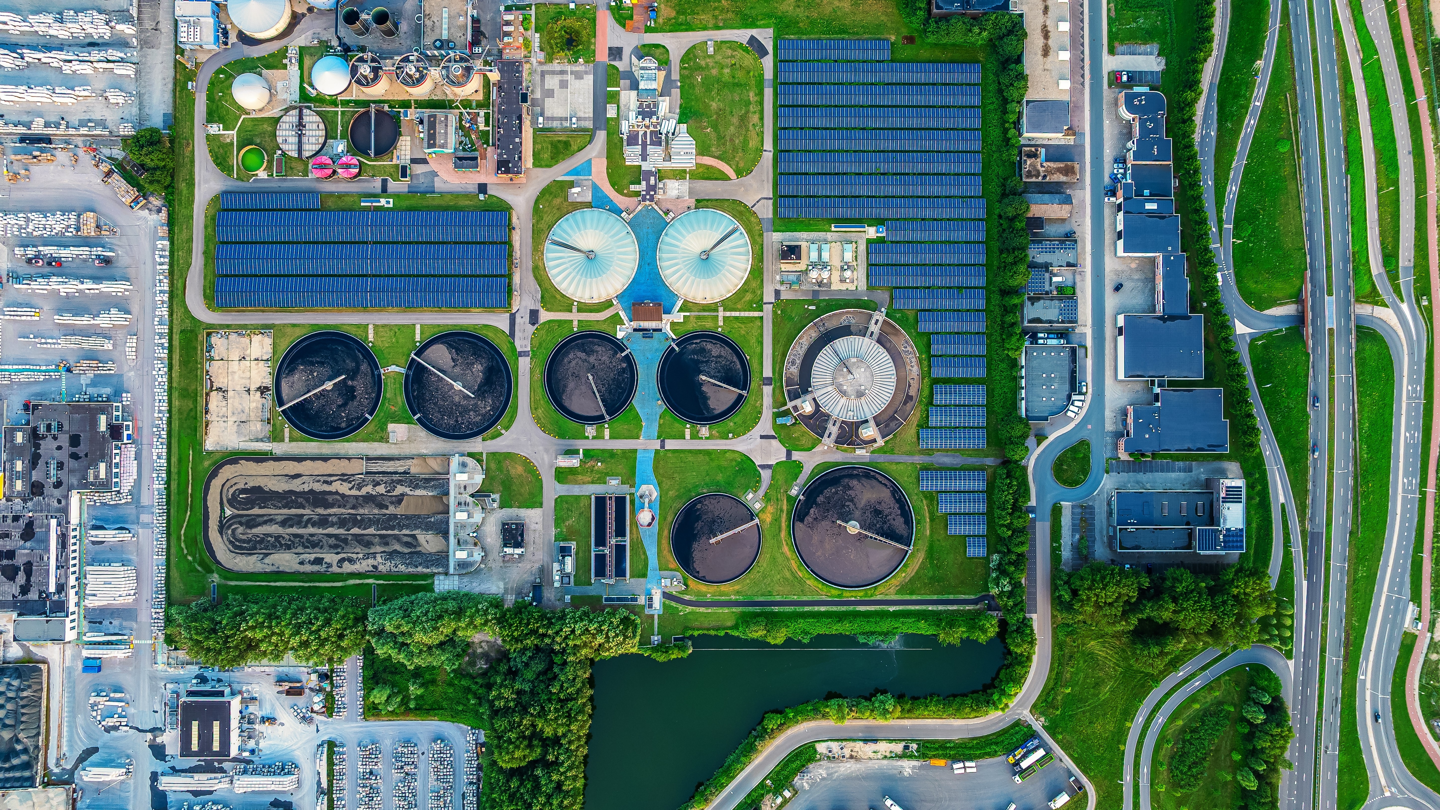 Veel zuiveringsinstallaties zullen de komende jaren vervangen worden. Foto: Shutterstock