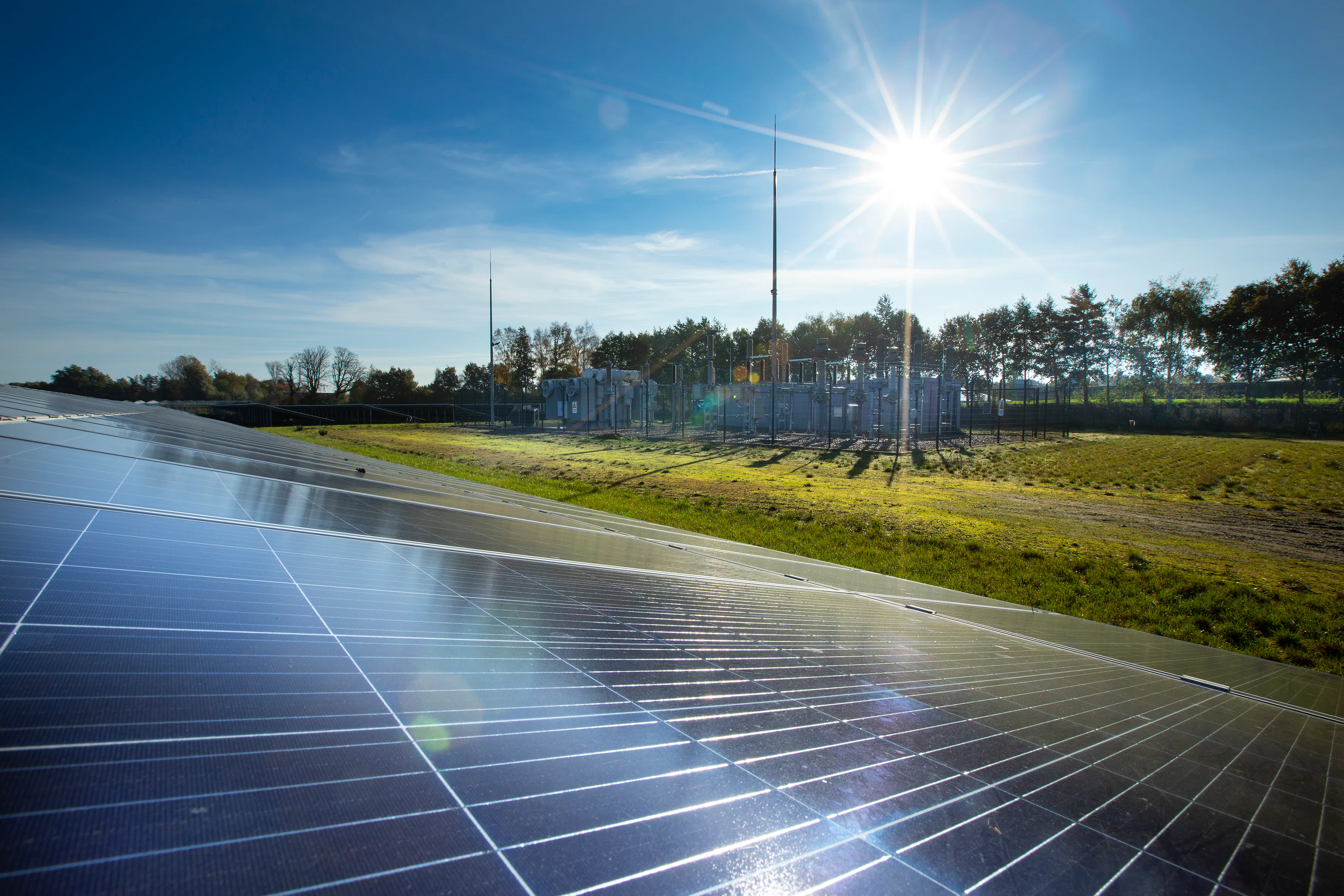 De dip in de stroomproductie van zonnepanelen bedraagt woensdagavond maximaal 1,3 gigawatt. Foto: TenneT