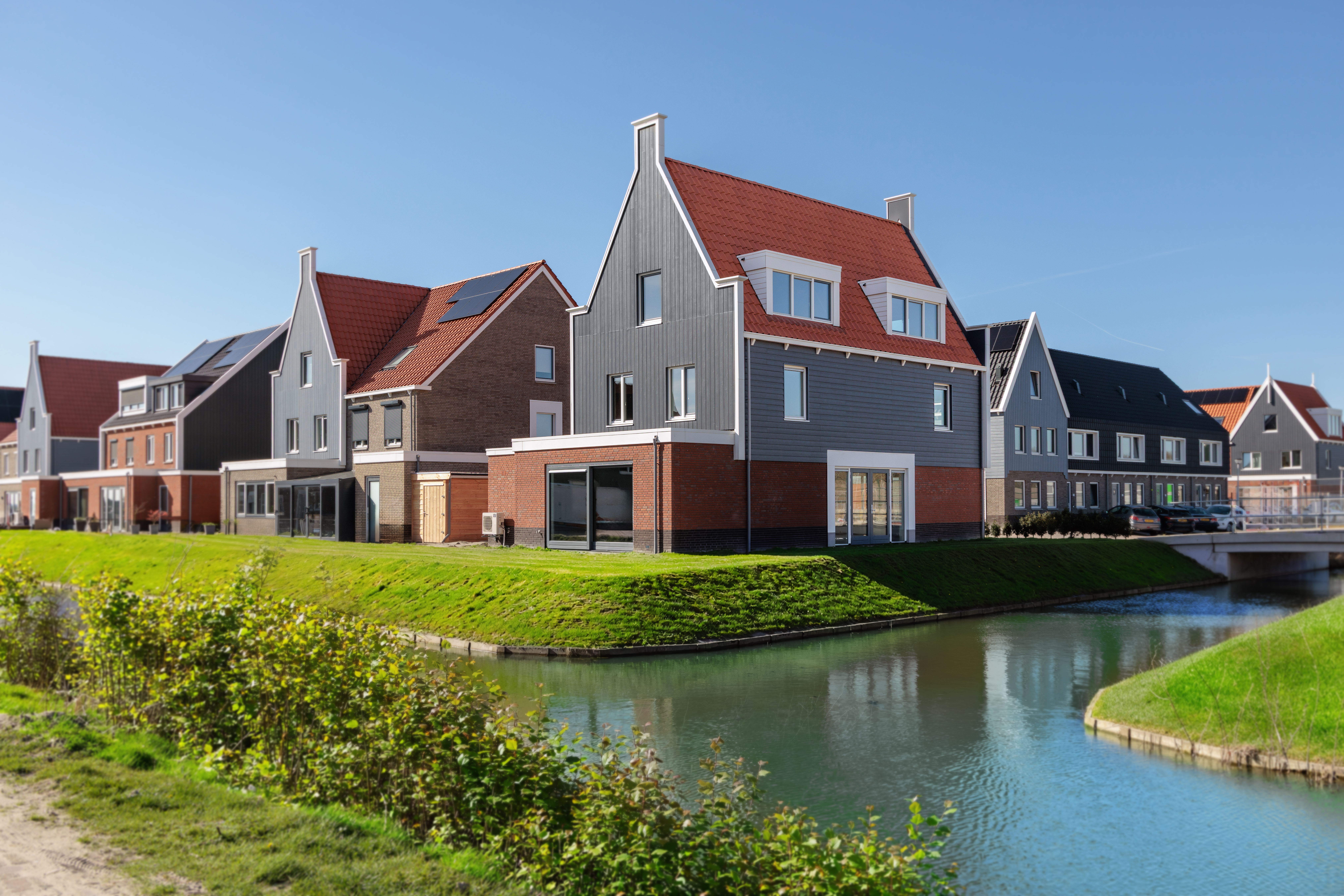 De opmars van brandveilige en duurzame vezelcement gevelstroken