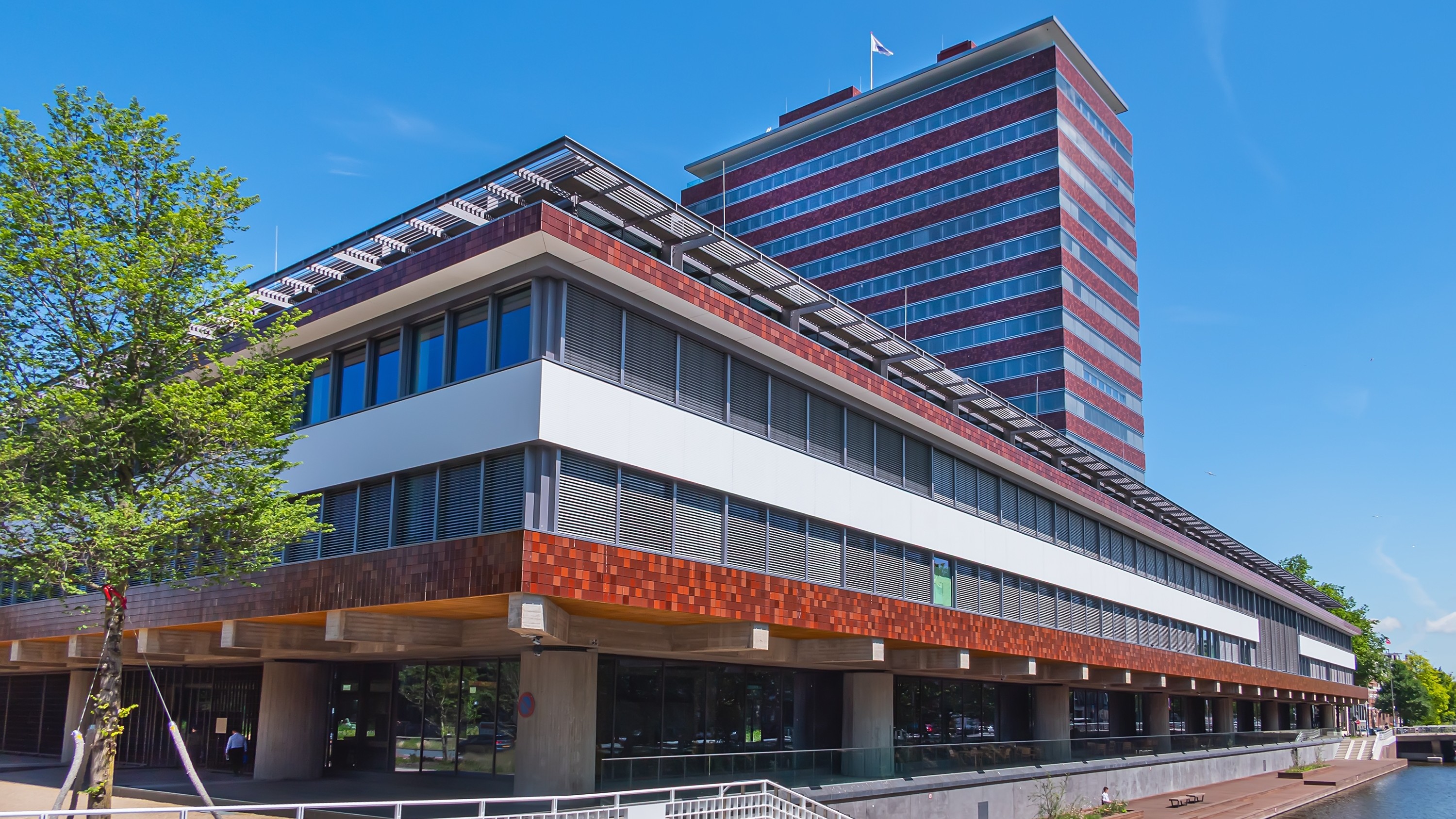 Het DNB-hoofdkantoor in Amsterdam. Foto: Shutterstock