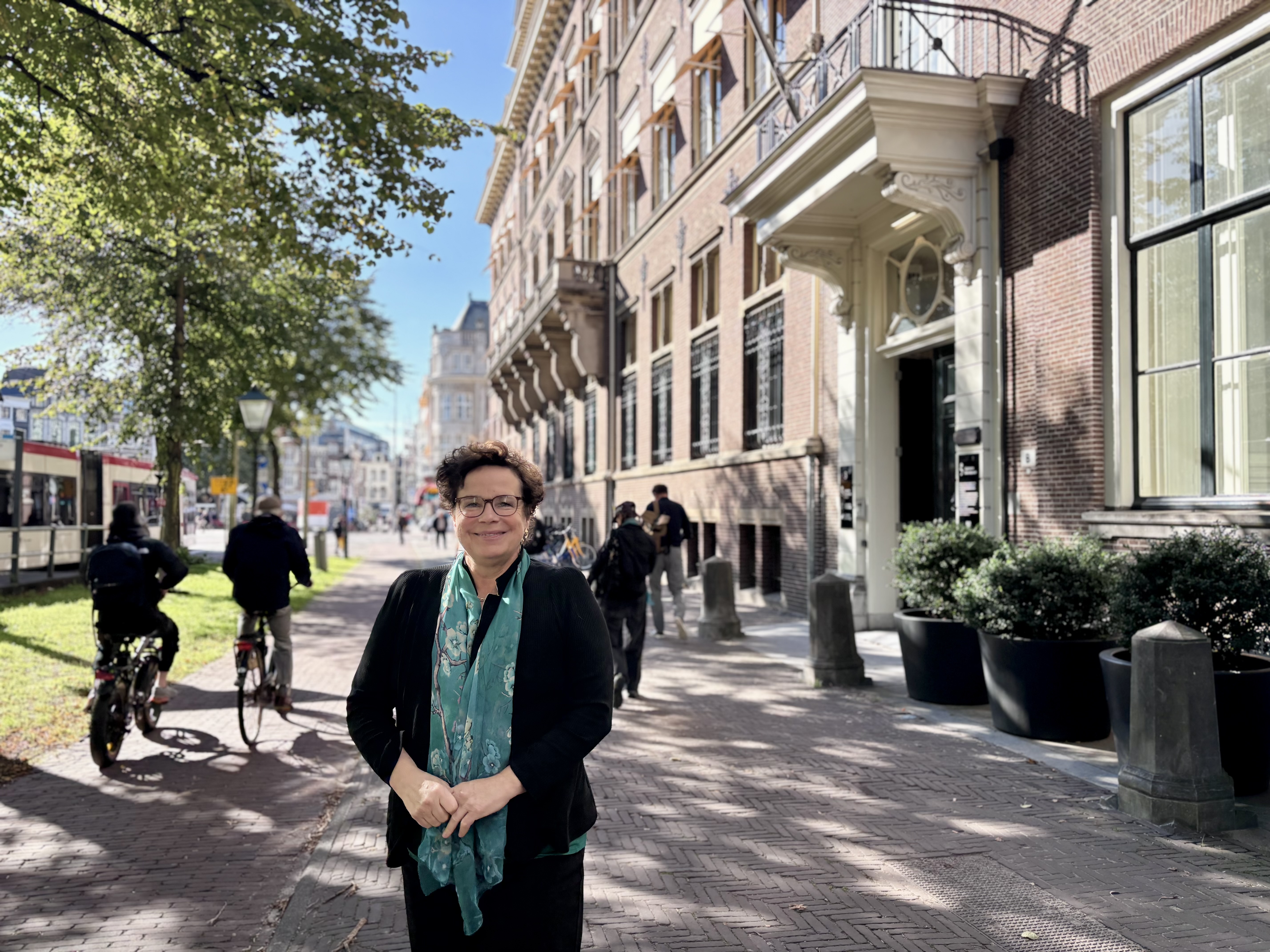 Barbara Joziasse, bestuurslid van de Algemene Rekenkamer: "Wij zien een gat van miljarden tussen wat daarvoor nodig is en wat beschikbaar komt voor onze wegen"

Foto: Mark de Bruijn