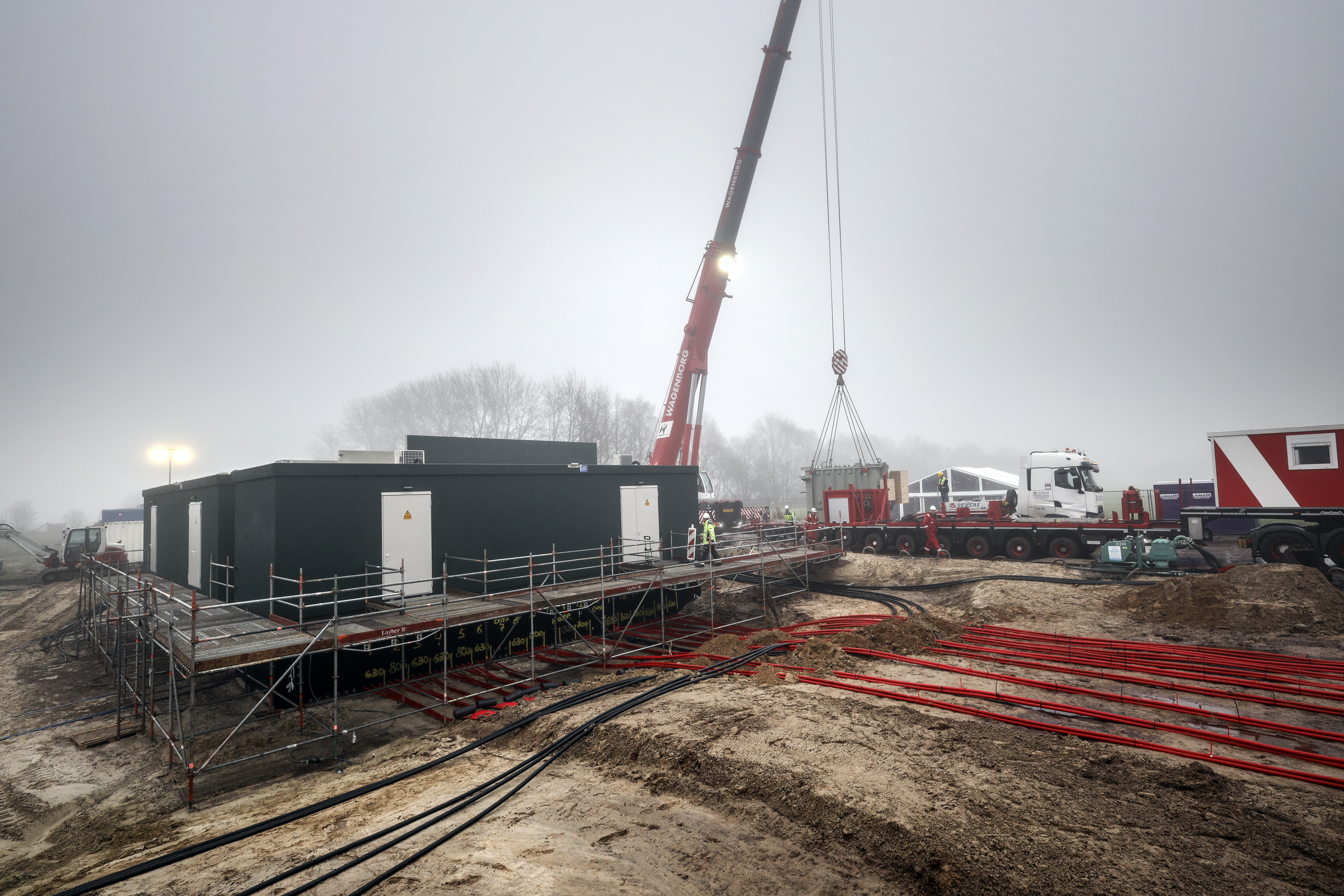 In Nieuwe Pekela stond begin dit jaar binnen vijf maanden een volledig functionerend transportverdeelstation. Foto: Diederik van Herwijnen 